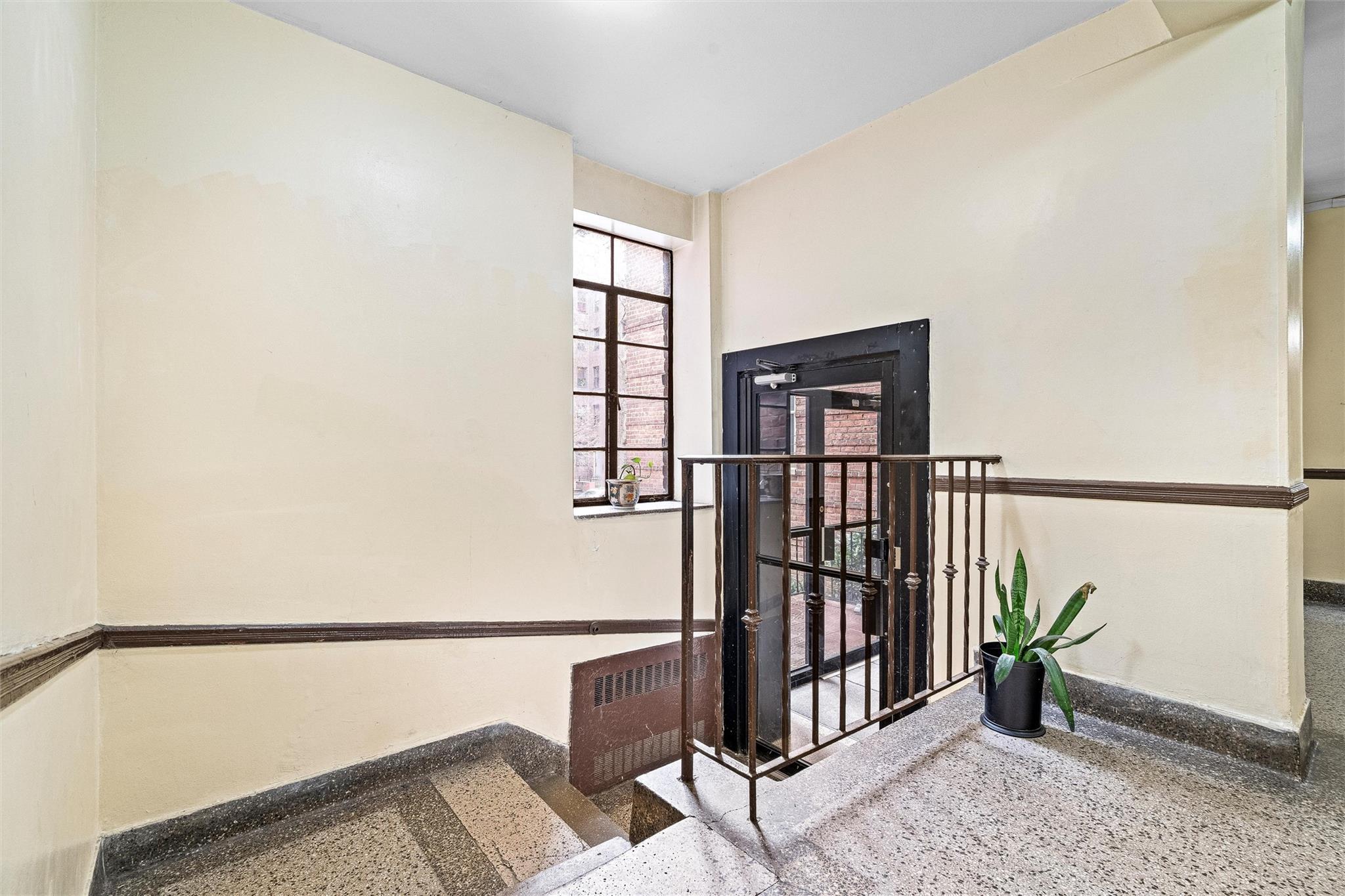 Coop Barnes  Bronx, NY 10462, MLS-854571-5