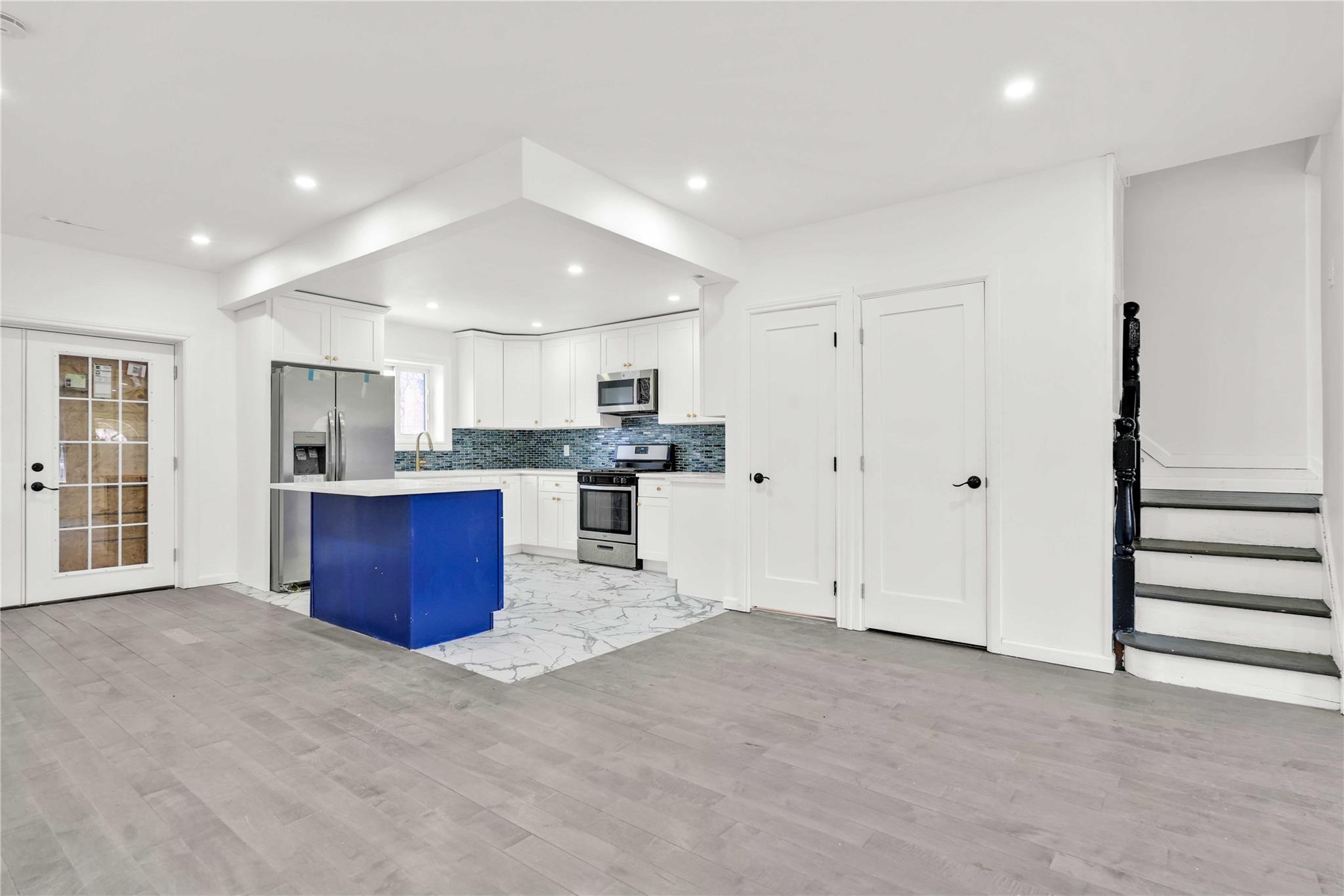 Single Family Anderson  Queens, NY 11434, MLS-854577-8