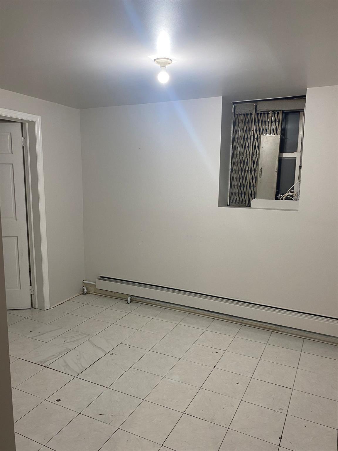 Single Family Thieriot  Bronx, NY 10472, MLS-854578-17