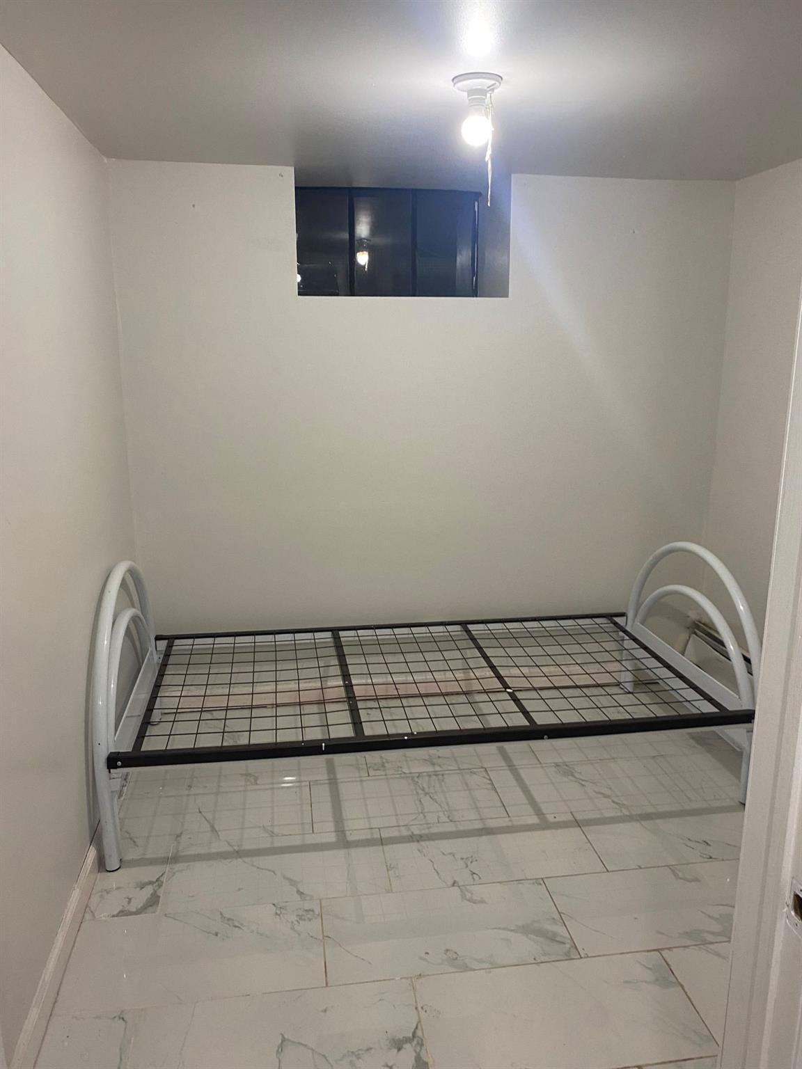 Single Family Thieriot  Bronx, NY 10472, MLS-854578-18