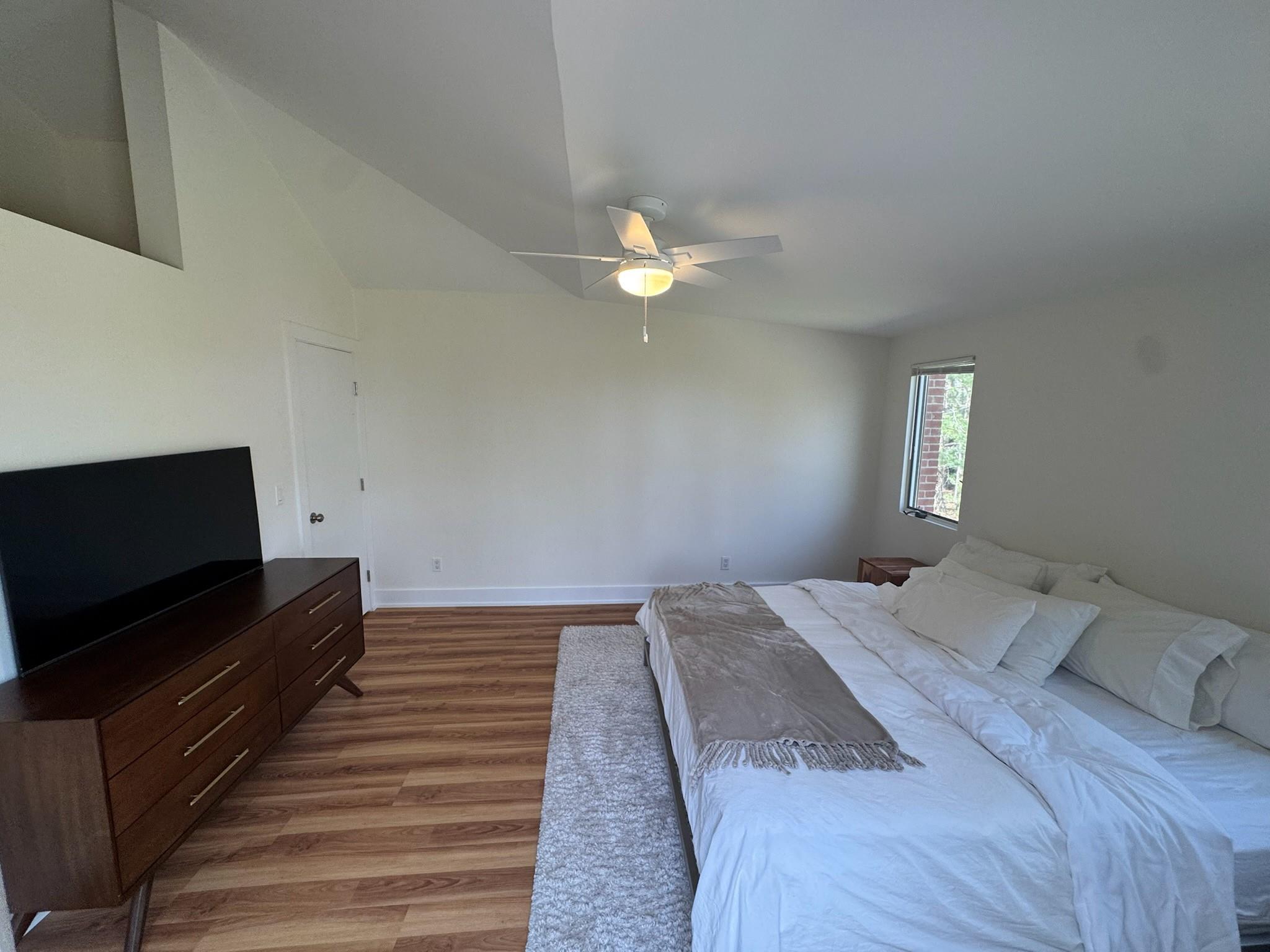Apartment Noyac  Suffolk County, NY 11976, MLS-854584-10