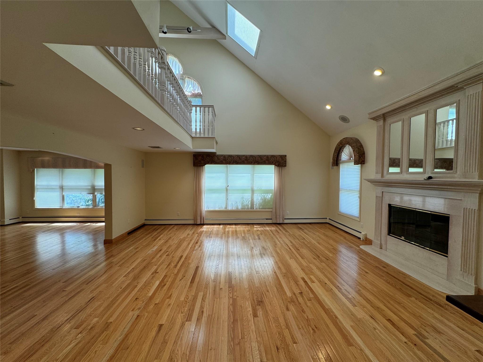Single Family Cliff  Suffolk County, NY 11777, MLS-854591-14
