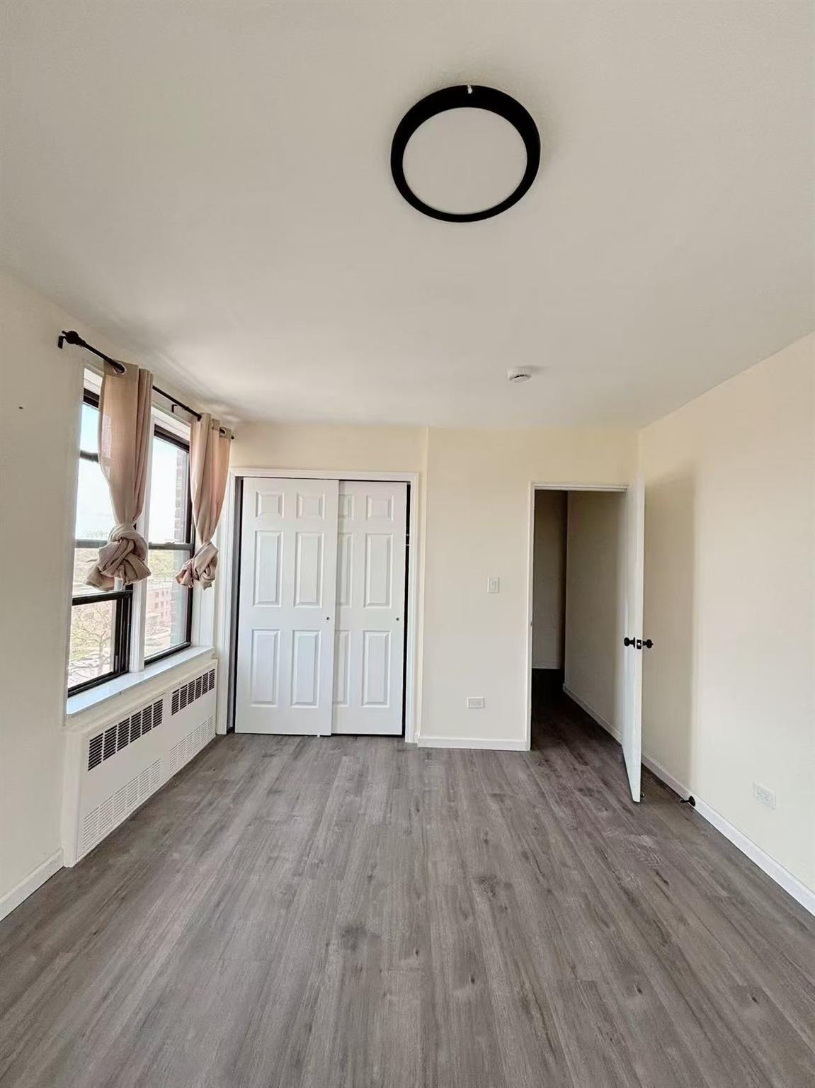 Apartment Melbourne  Queens, NY 11367, MLS-854637-11