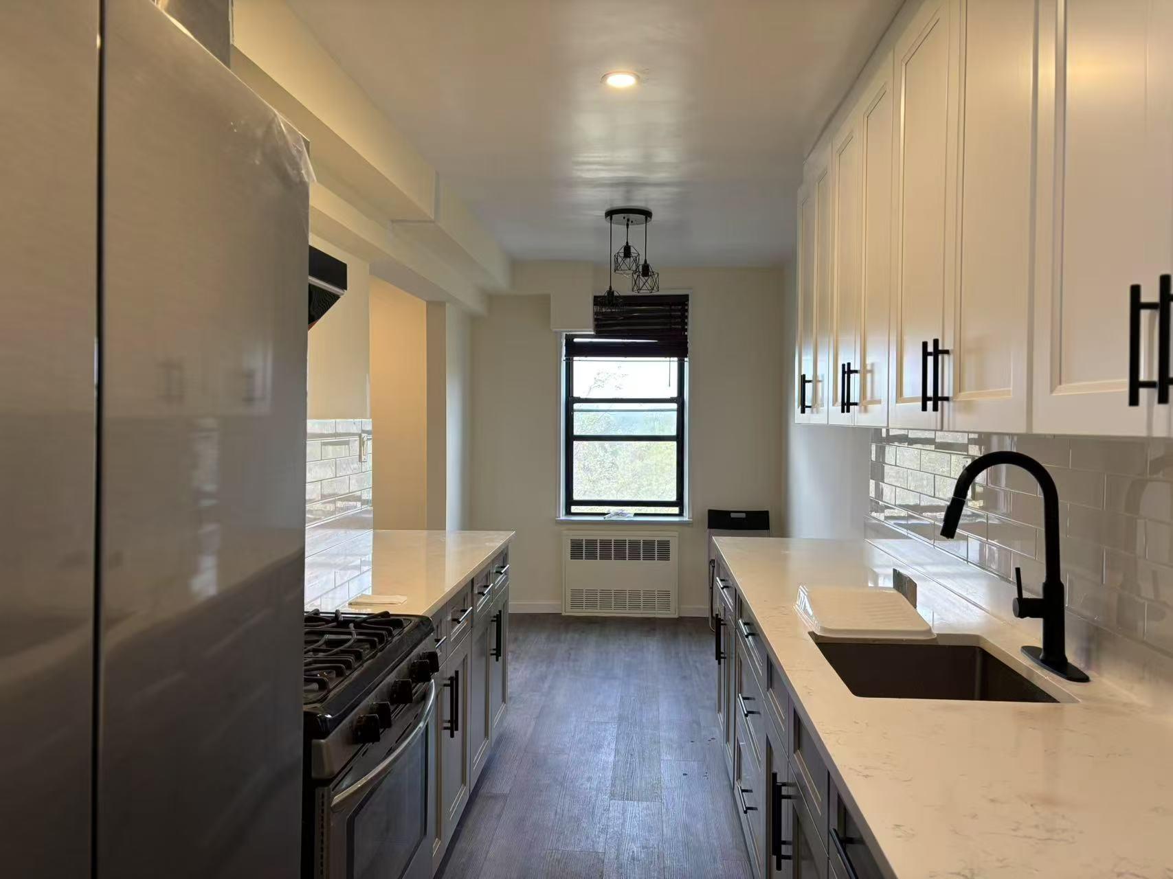 Apartment Melbourne  Queens, NY 11367, MLS-854637-5