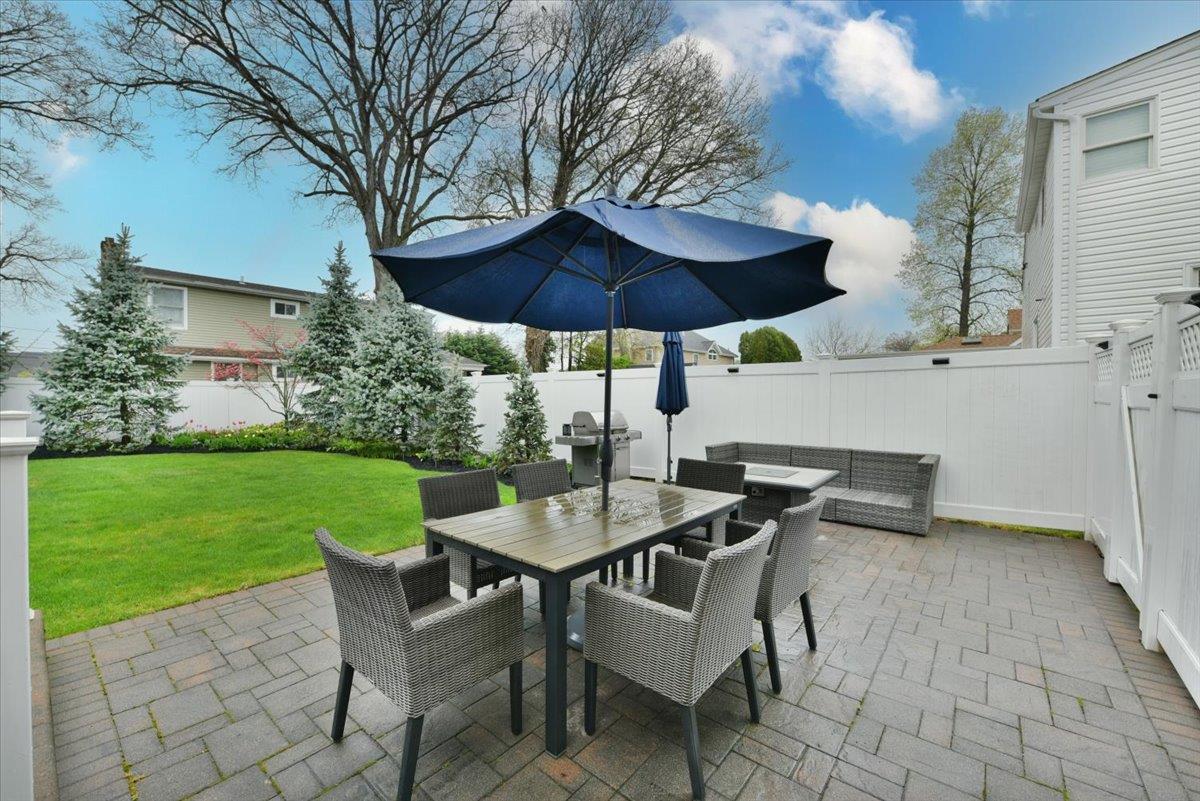 Single Family Park  Nassau County, NY 11762, MLS-854638-21