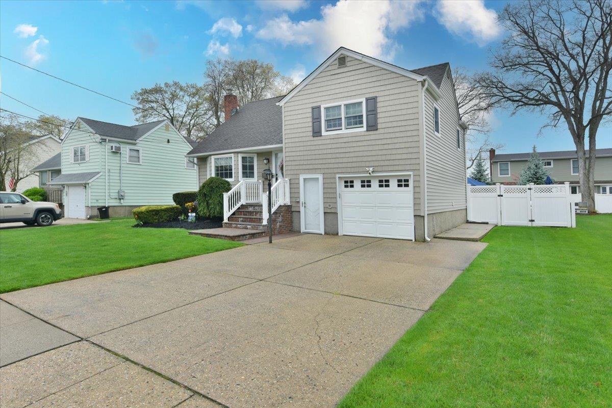 Single Family Park  Nassau County, NY 11762, MLS-854638-3