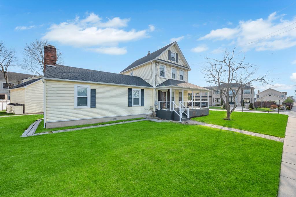 Single Family Central  Nassau County, NY 11714, MLS-854648-2