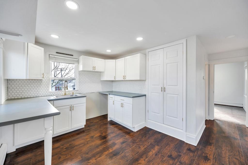 Single Family Central  Nassau County, NY 11714, MLS-854648-28