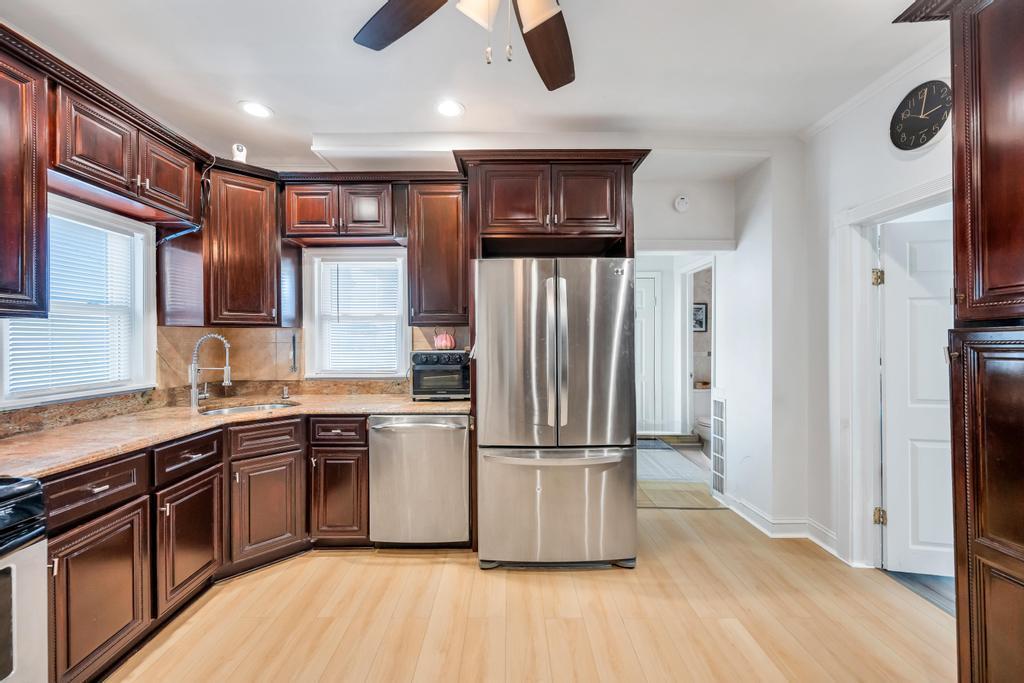 Single Family Central  Nassau County, NY 11714, MLS-854648-7
