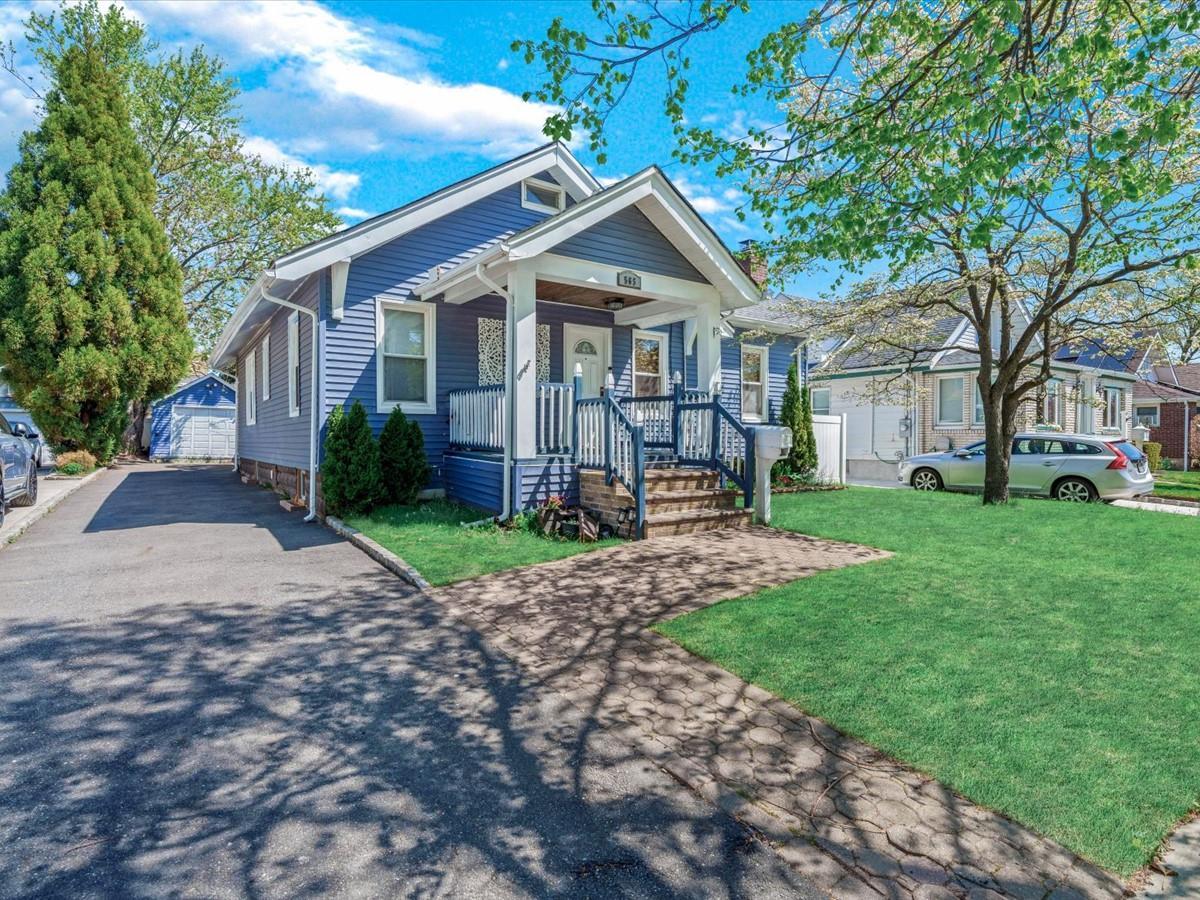 Single Family Baldwin  Nassau County, NY 11510, MLS-854694-2