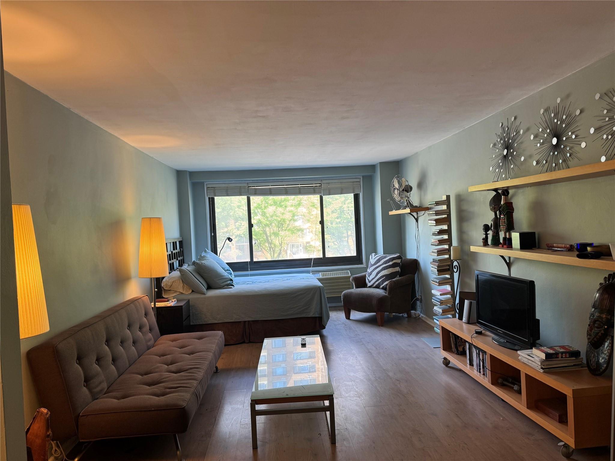 Coop Willoughby Avenue  Brooklyn, NY 11205, MLS-854695-2
