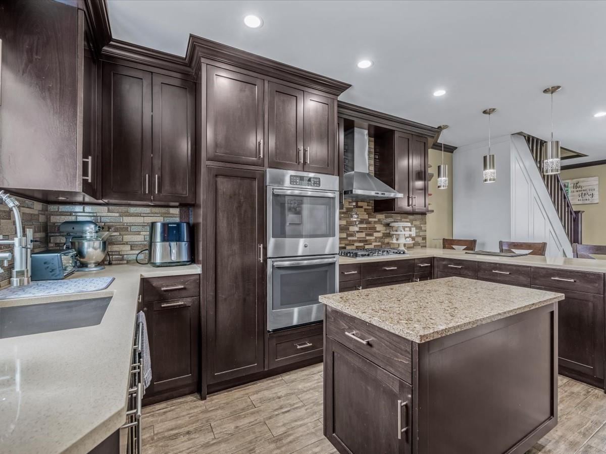 Single Family 64th  Queens, NY 11385, MLS-854712-8
