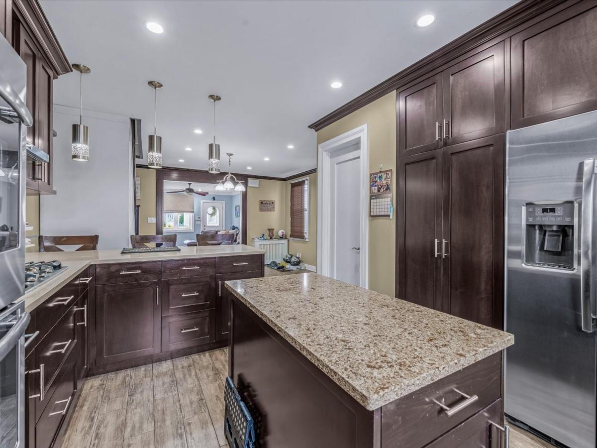 Single Family 64th  Queens, NY 11385, MLS-854712-9
