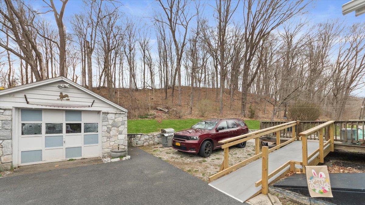 Single Family North  Putnam County, NY 12563, MLS-854716-25