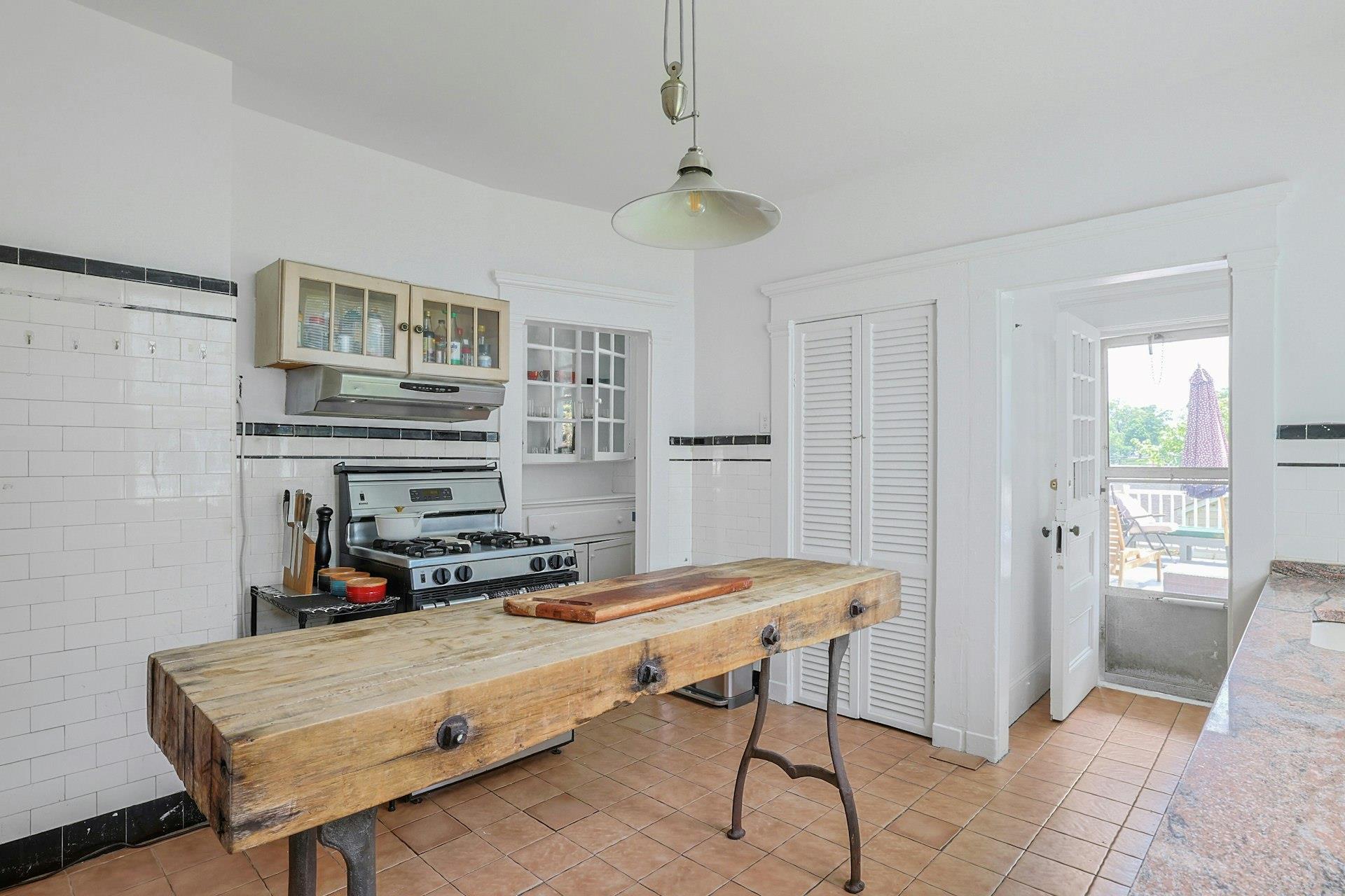 Single Family Sutton Manor  Westchester County, NY 10801, MLS-854741-12