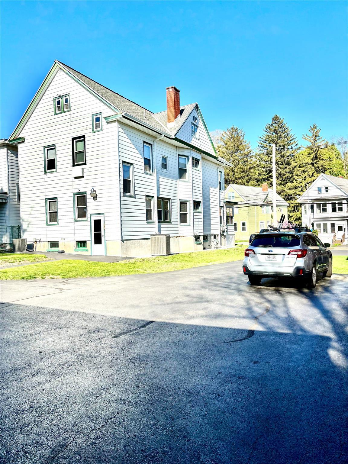 Single Family South  Dutchess County, NY 12601, MLS-854765-3