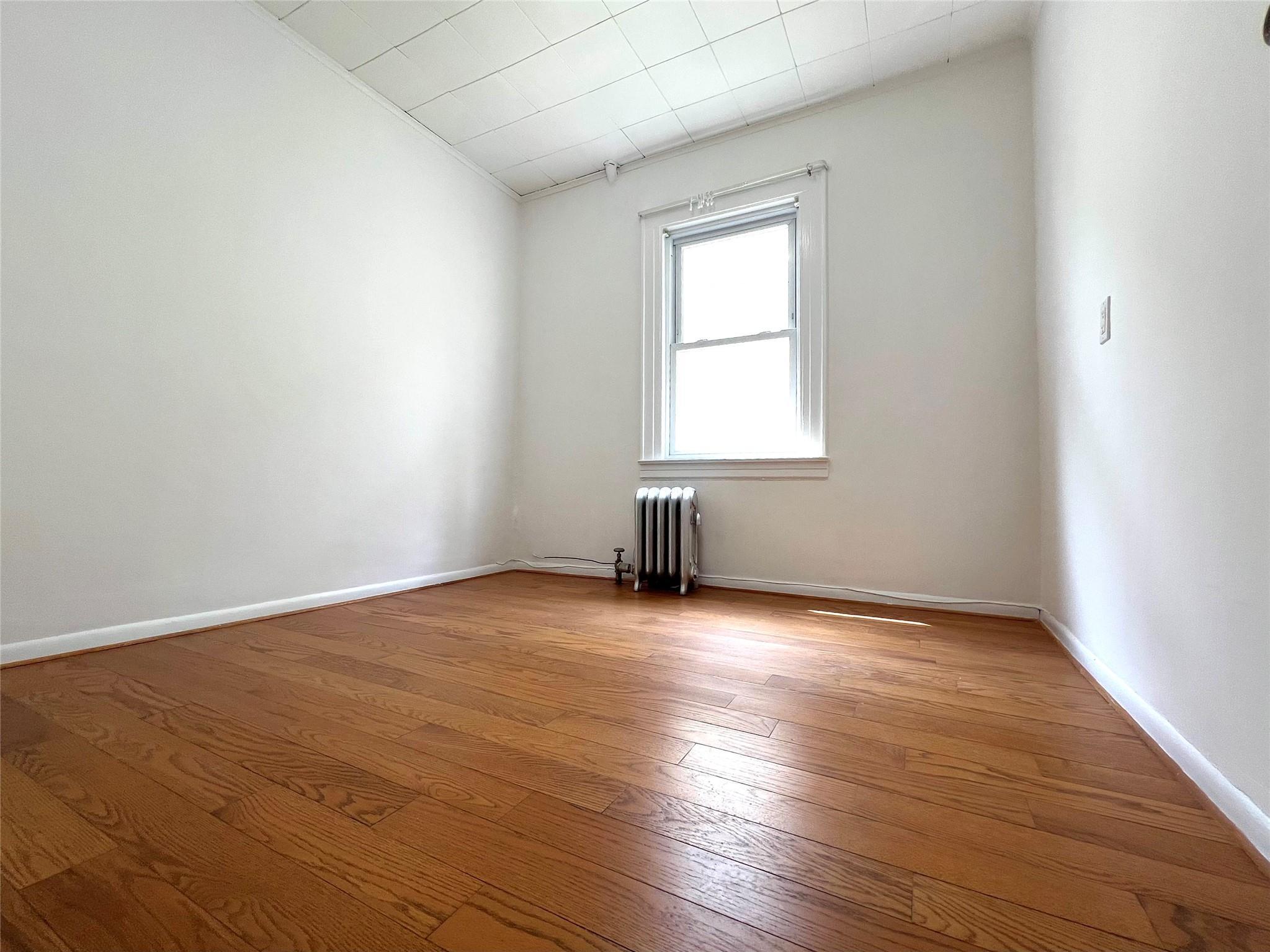 Single Family Eliot  Queens, NY 11374, MLS-854771-10