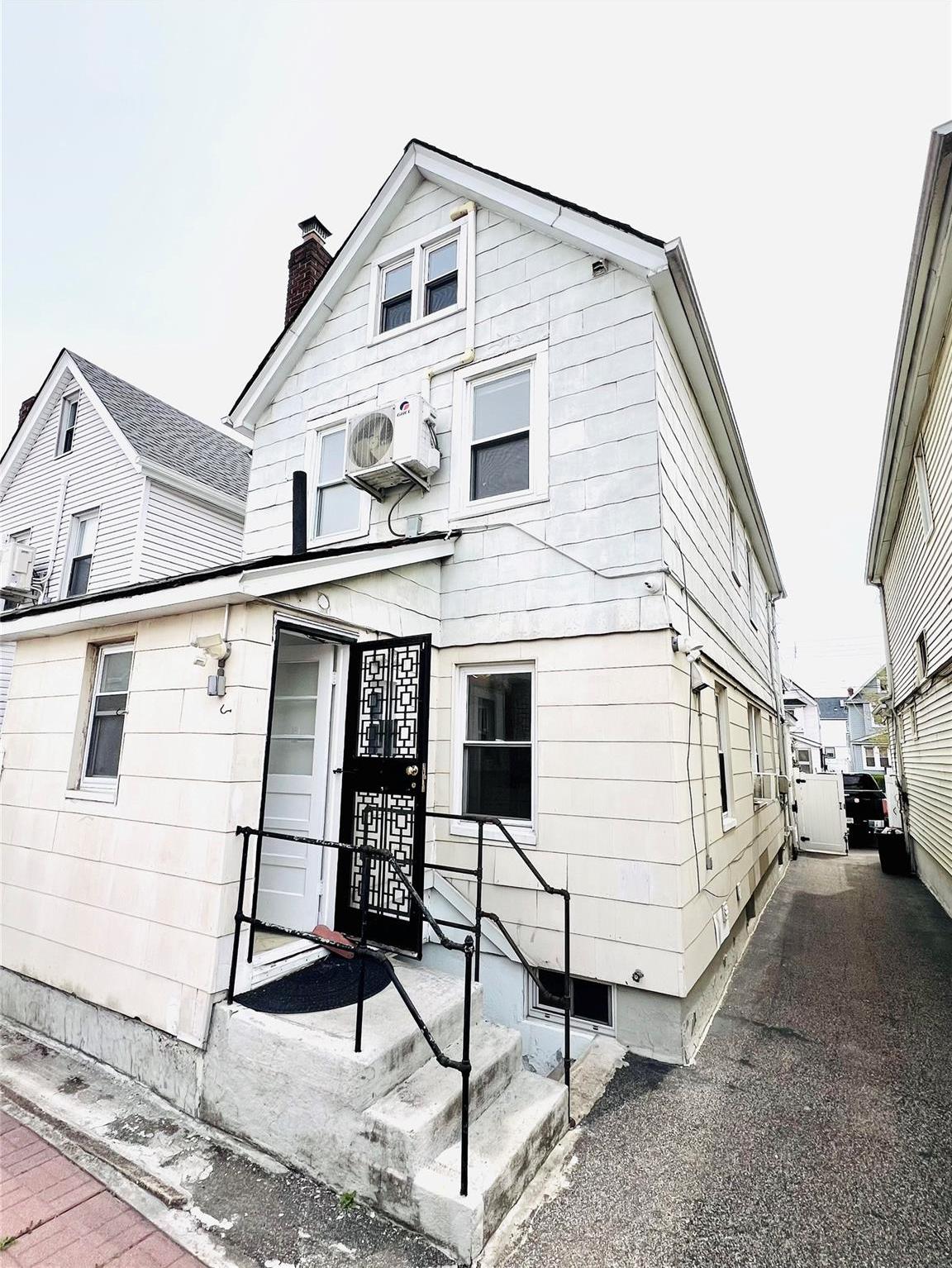 Single Family Eliot  Queens, NY 11374, MLS-854771-21