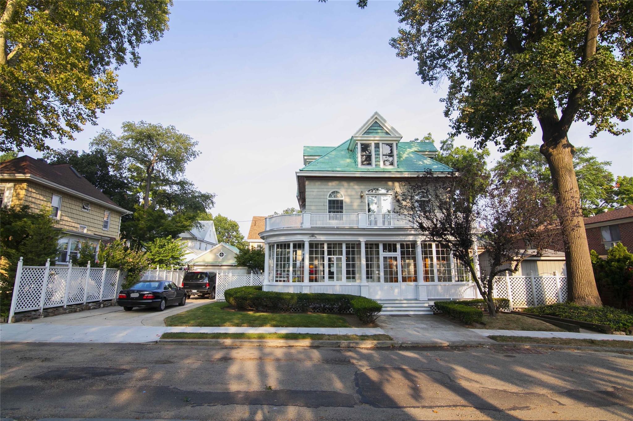 Single Family Beech Court Circle  Queens, NY 11356, MLS-854777-2