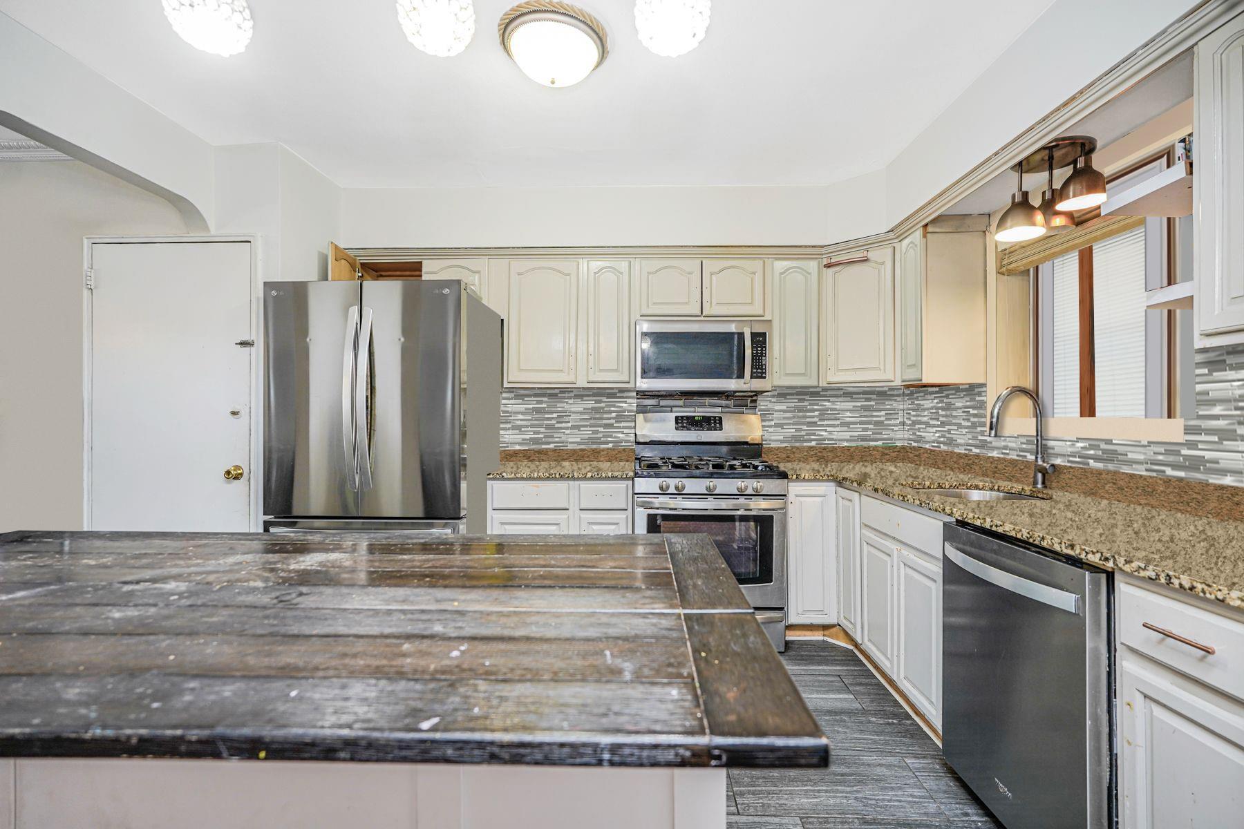 Single Family Avenue O  Brooklyn, NY 11234, MLS-854778-4