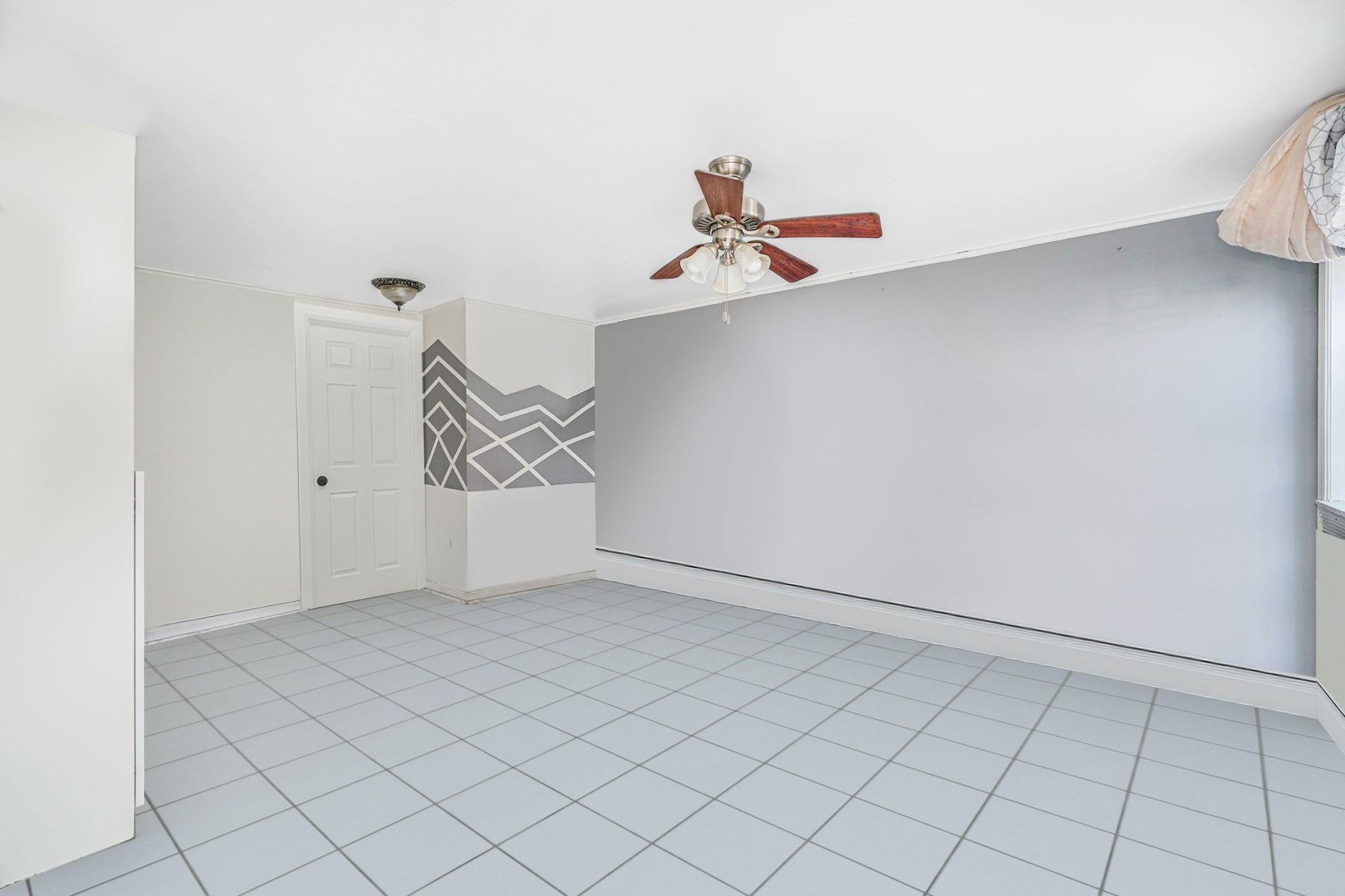 Single Family Avenue O  Brooklyn, NY 11234, MLS-854778-8