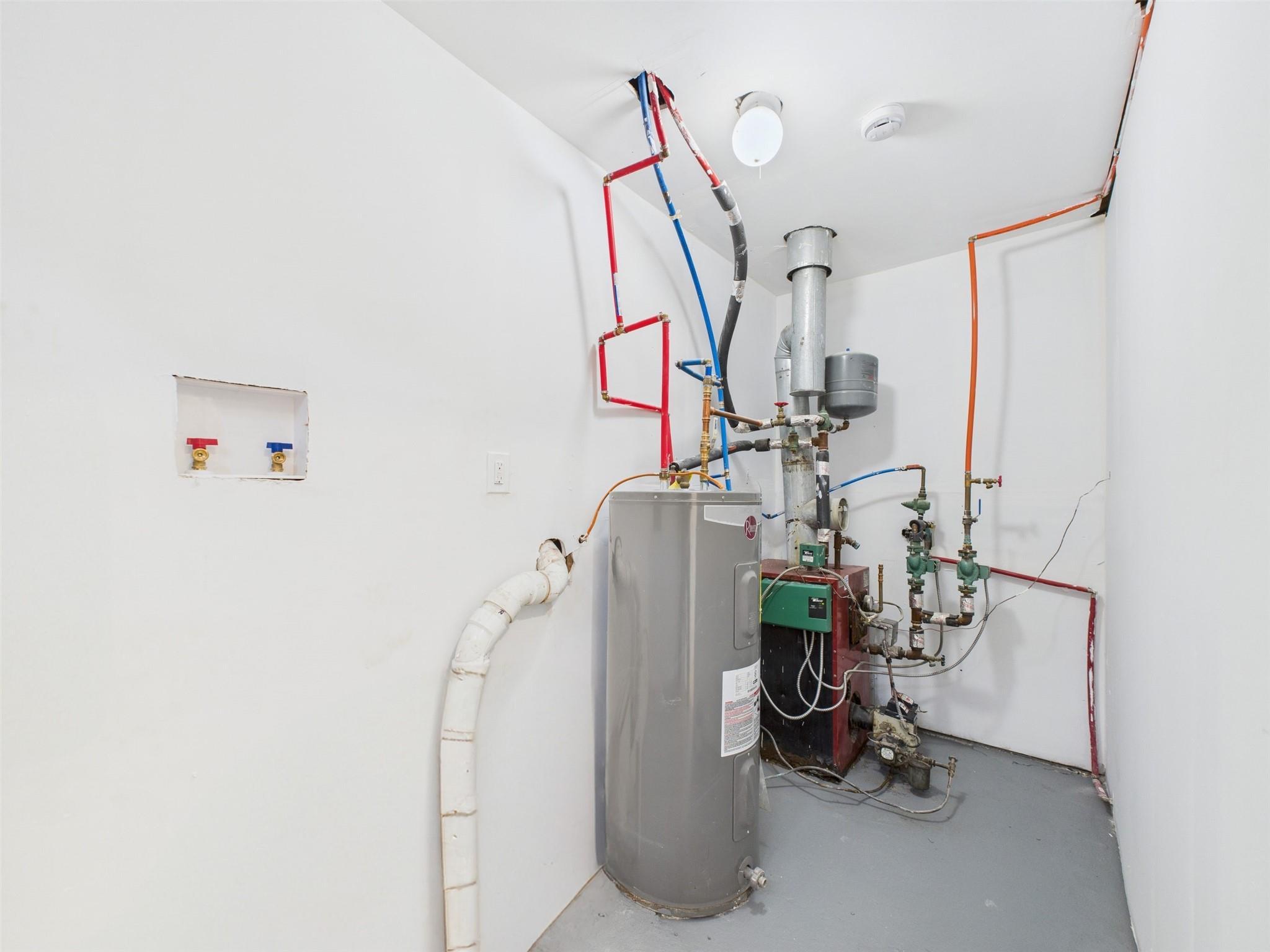 Single Family Bourdois  Suffolk County, NY 11713, MLS-854815-37