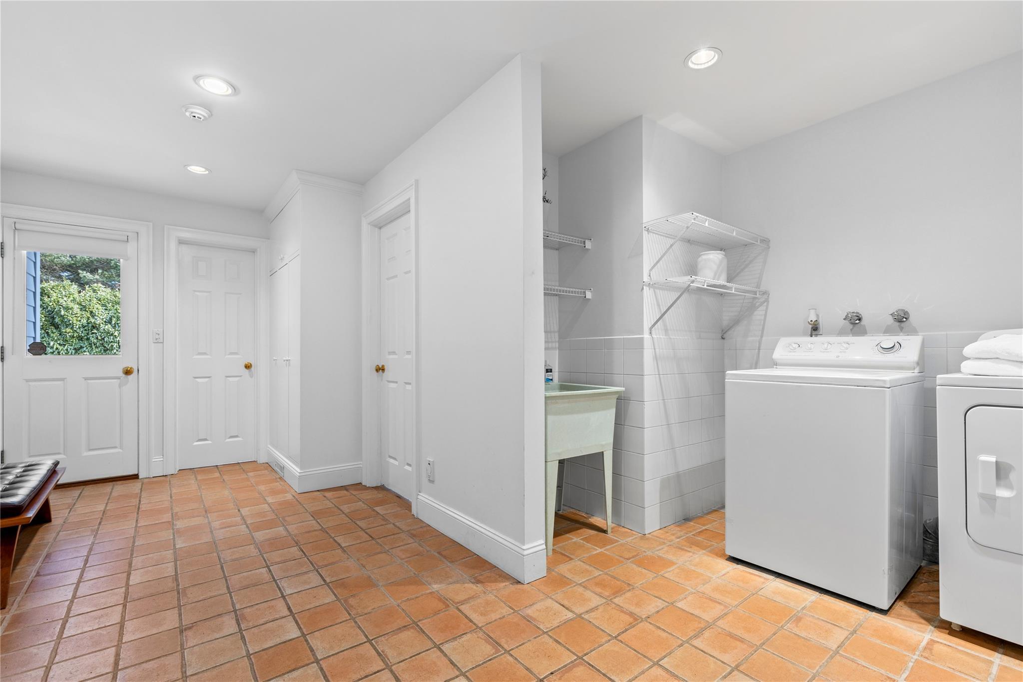 Single Family Stiles  Out Of Area, NY 06831, MLS-854816-32