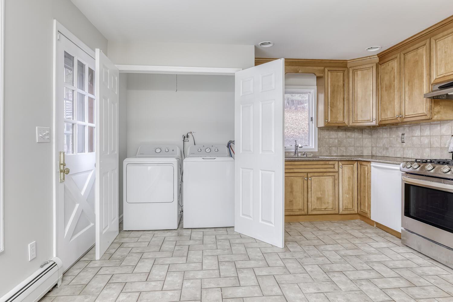 Single Family Thiells  Rockland County, NY 10980, MLS-854826-12