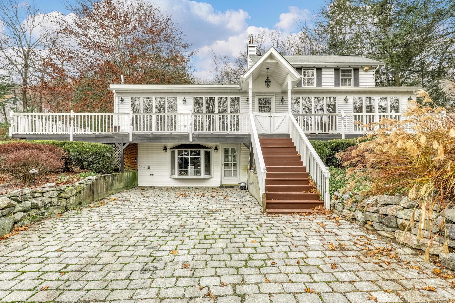 Single Family Thiells  Rockland County, NY 10980, MLS-854826-2