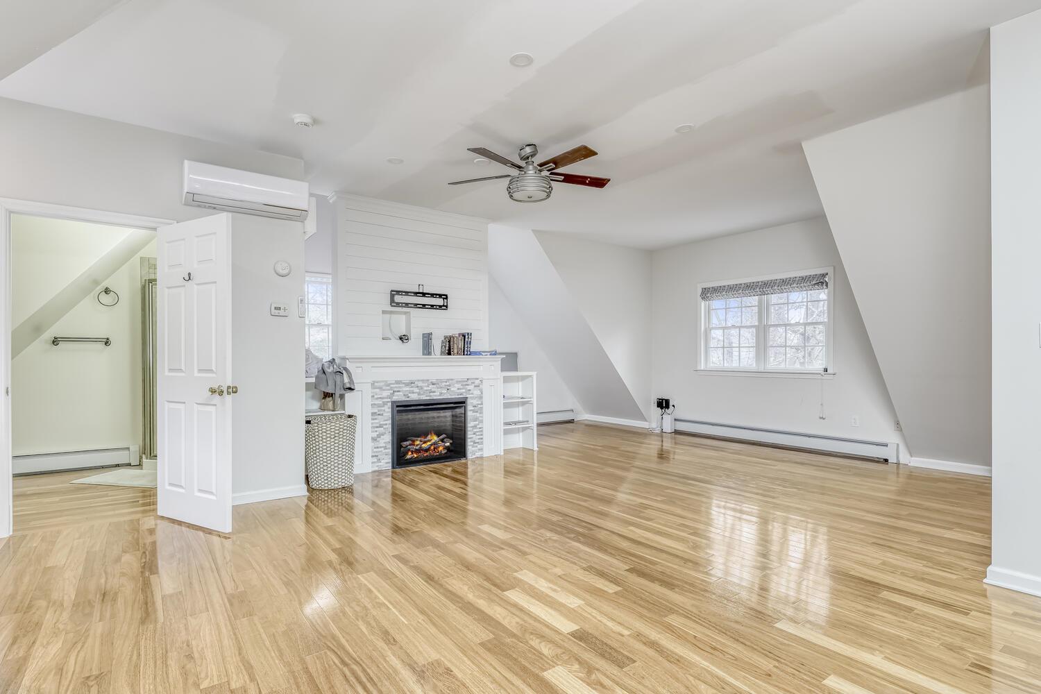 Single Family Thiells  Rockland County, NY 10980, MLS-854826-22