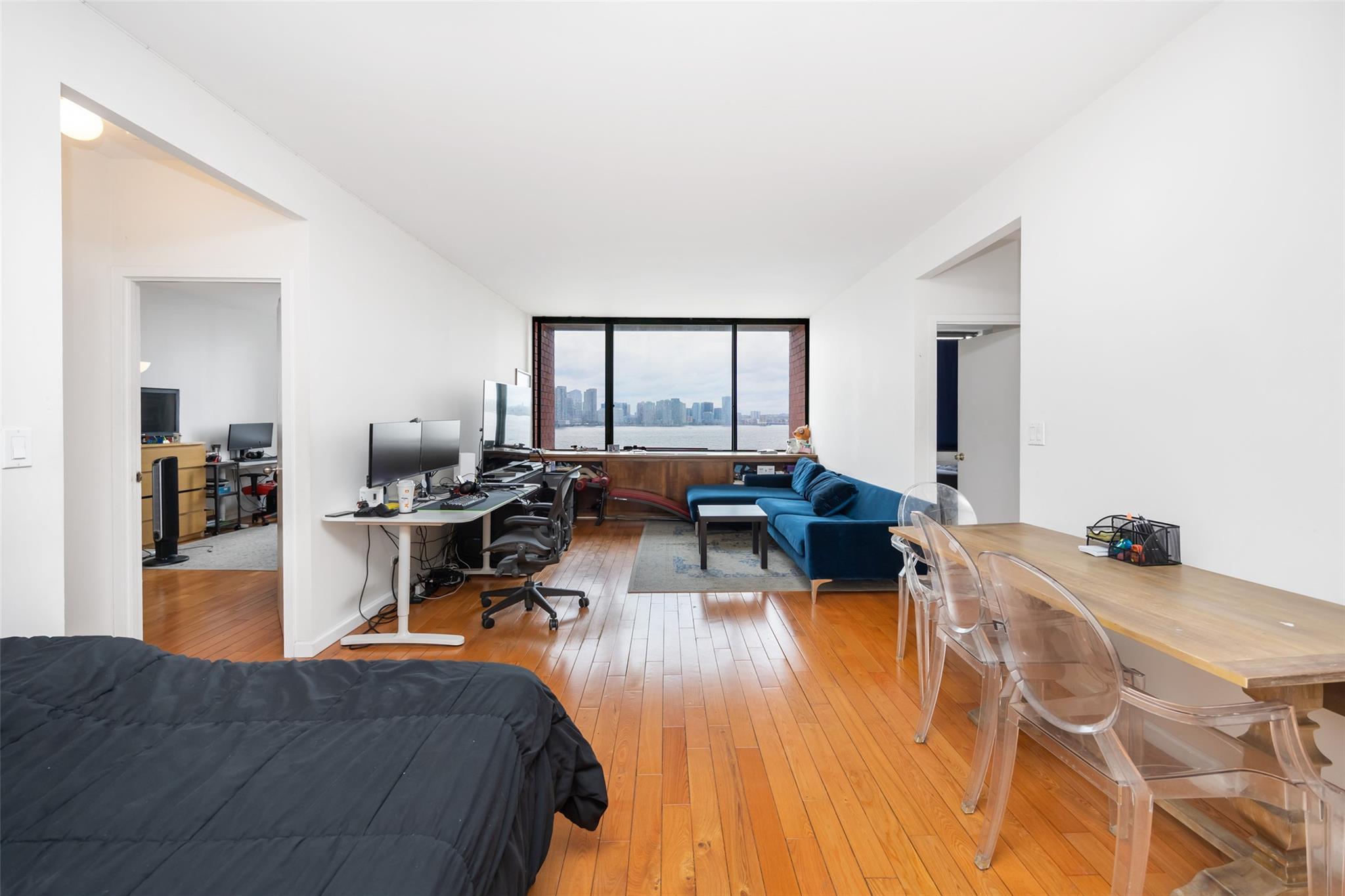 Condo Rector  Manhattan, NY 10280, MLS-854830-2