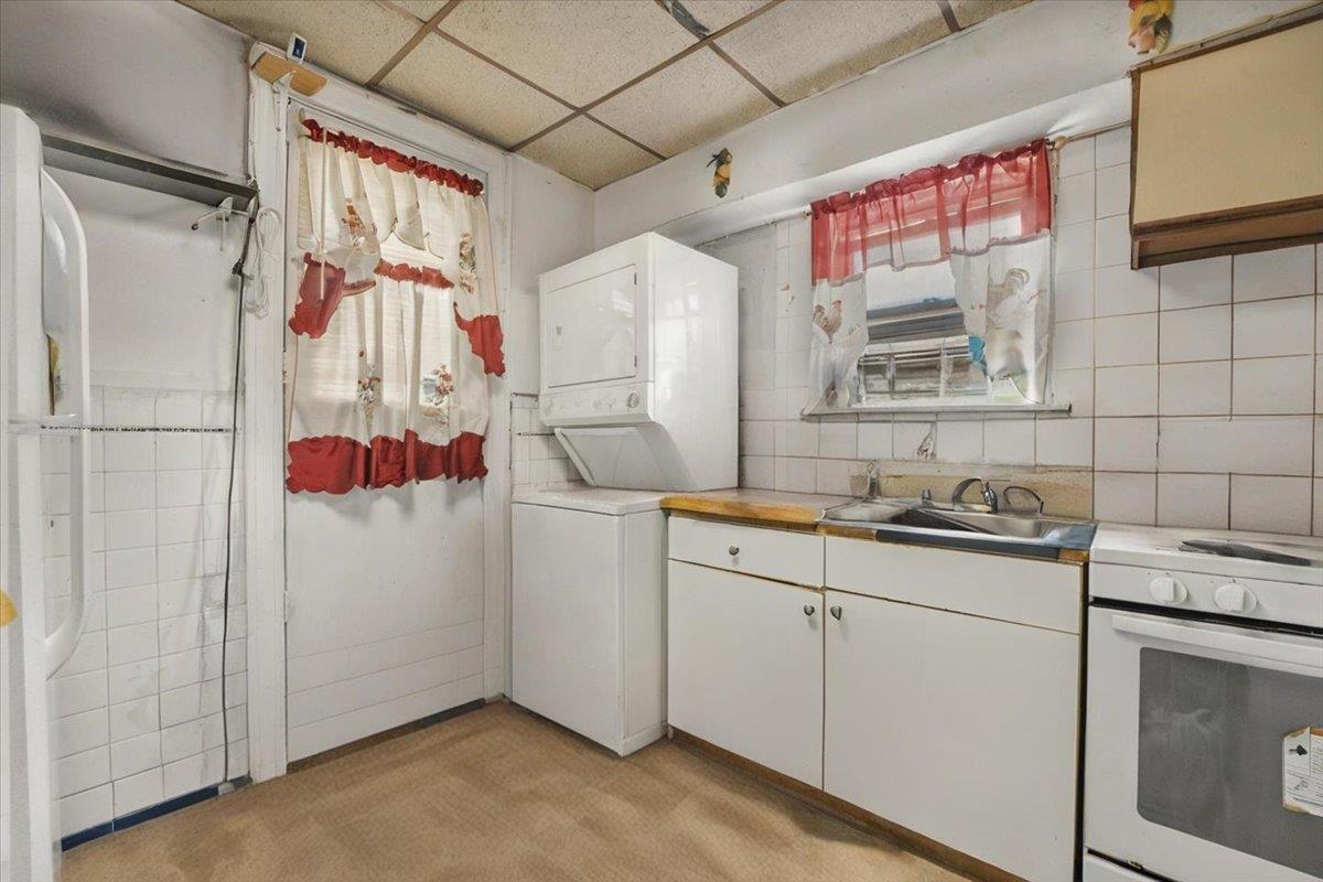 Single Family 231st  Bronx, NY 10466, MLS-854840-21