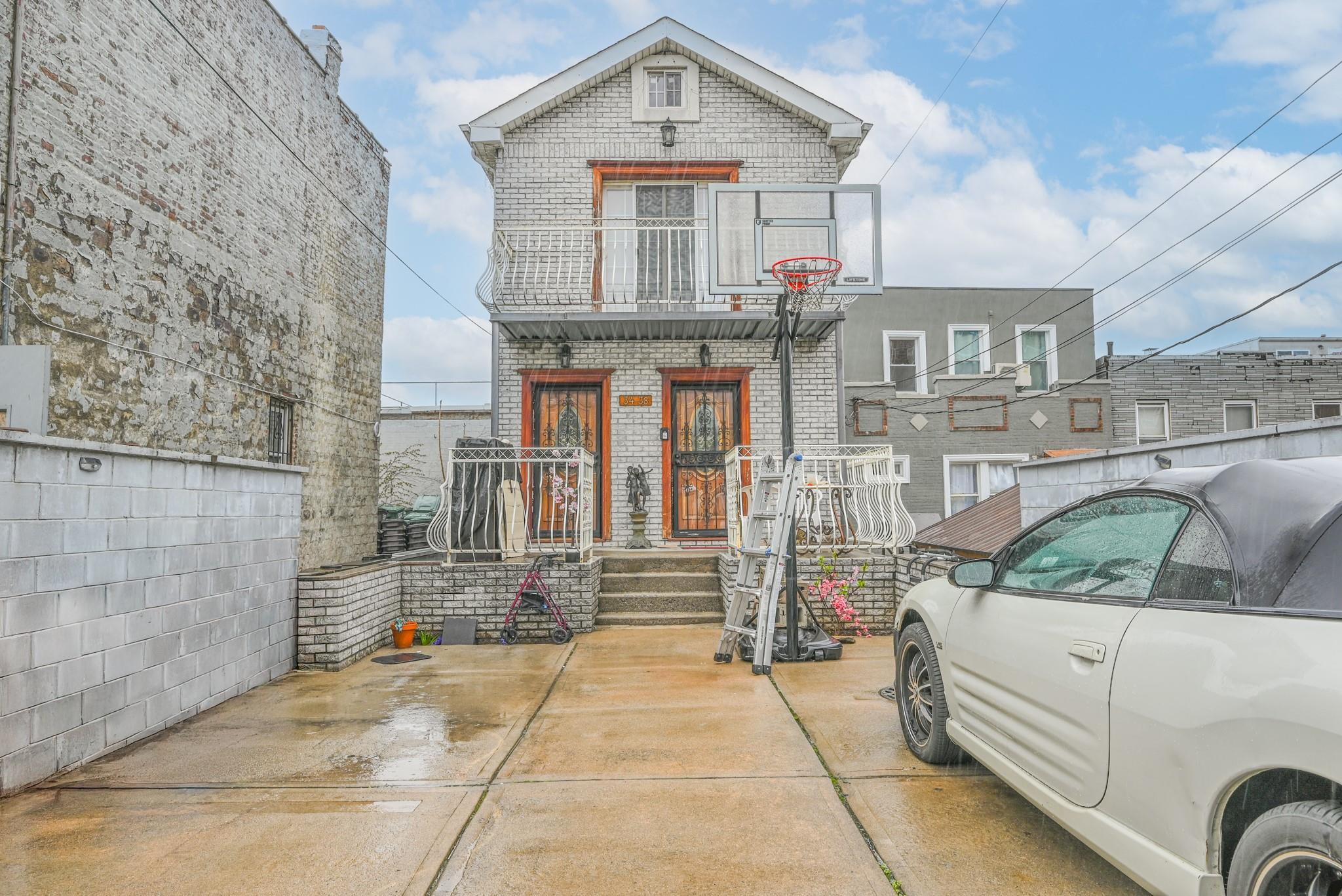 Single Family 12th  Queens, NY 11106, MLS-854847-22