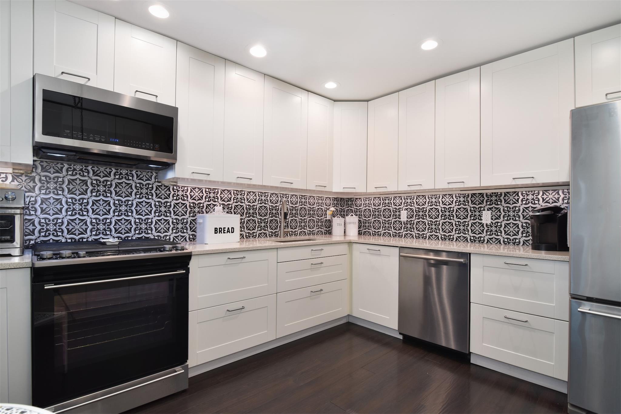 Single Family Hunters Run  Westchester County, NY 10522, MLS-854853-13