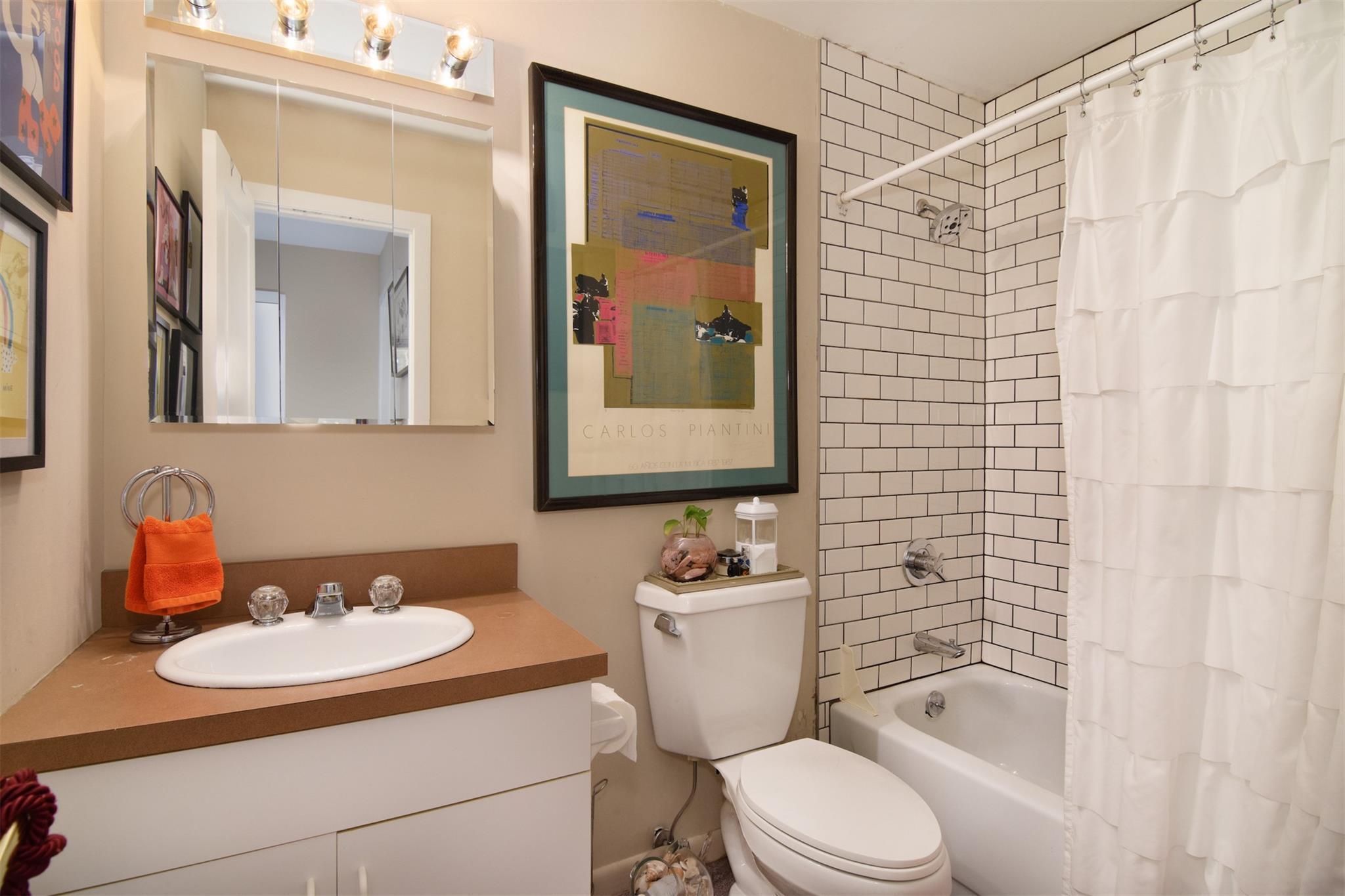 Single Family Hunters Run  Westchester County, NY 10522, MLS-854853-27
