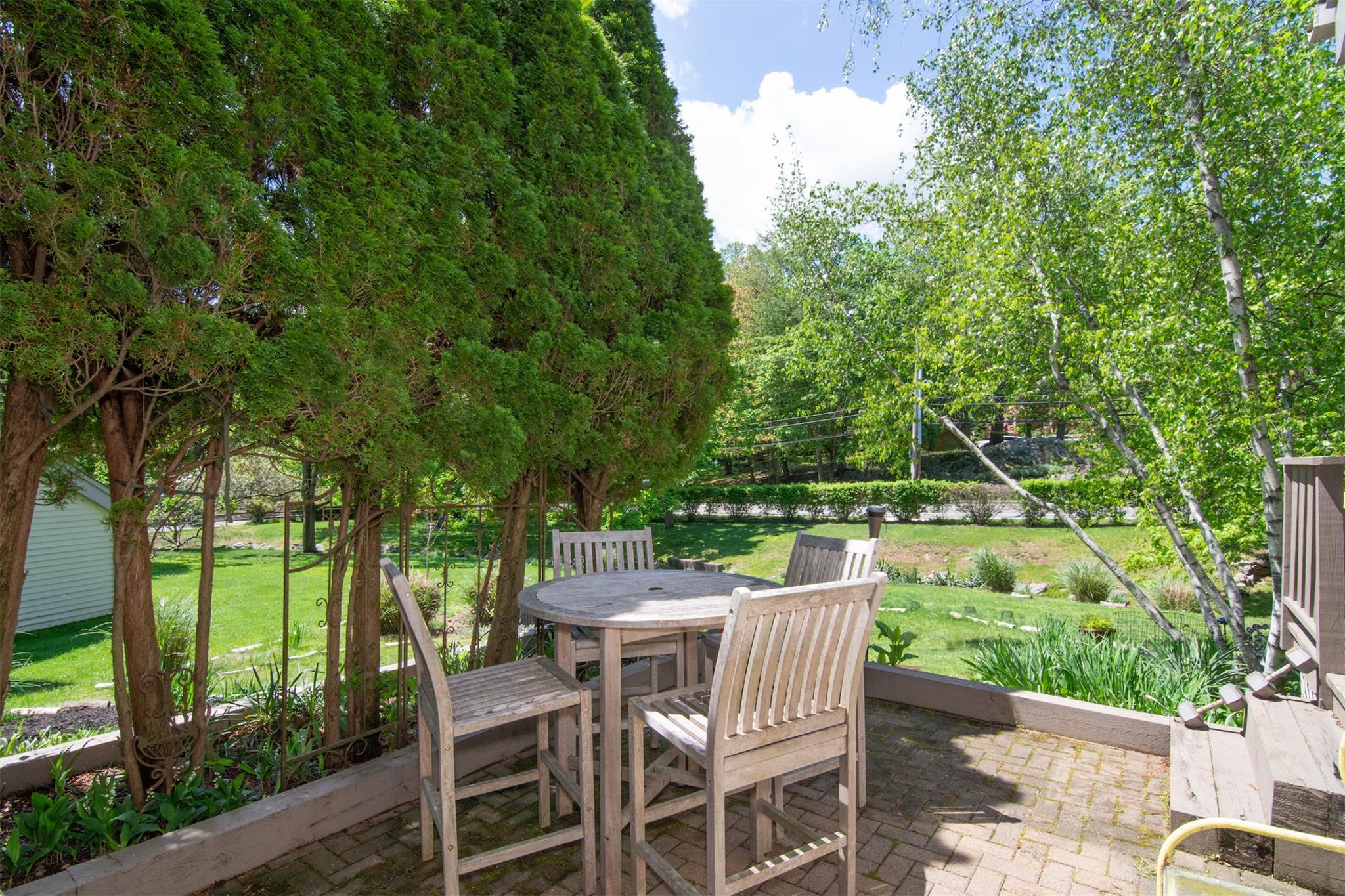 Single Family Hunters Run  Westchester County, NY 10522, MLS-854853-9