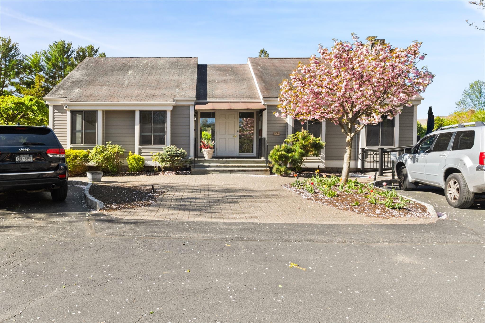Single Family Treetop  Westchester County, NY 10573, MLS-854859-18