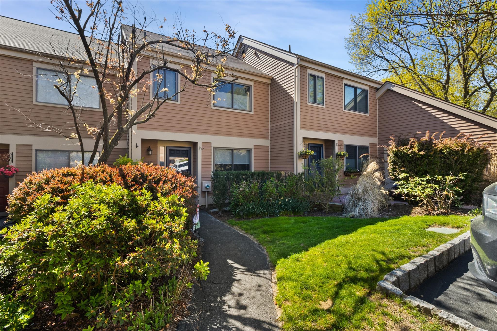 Single Family Treetop  Westchester County, NY 10573, MLS-854859-2