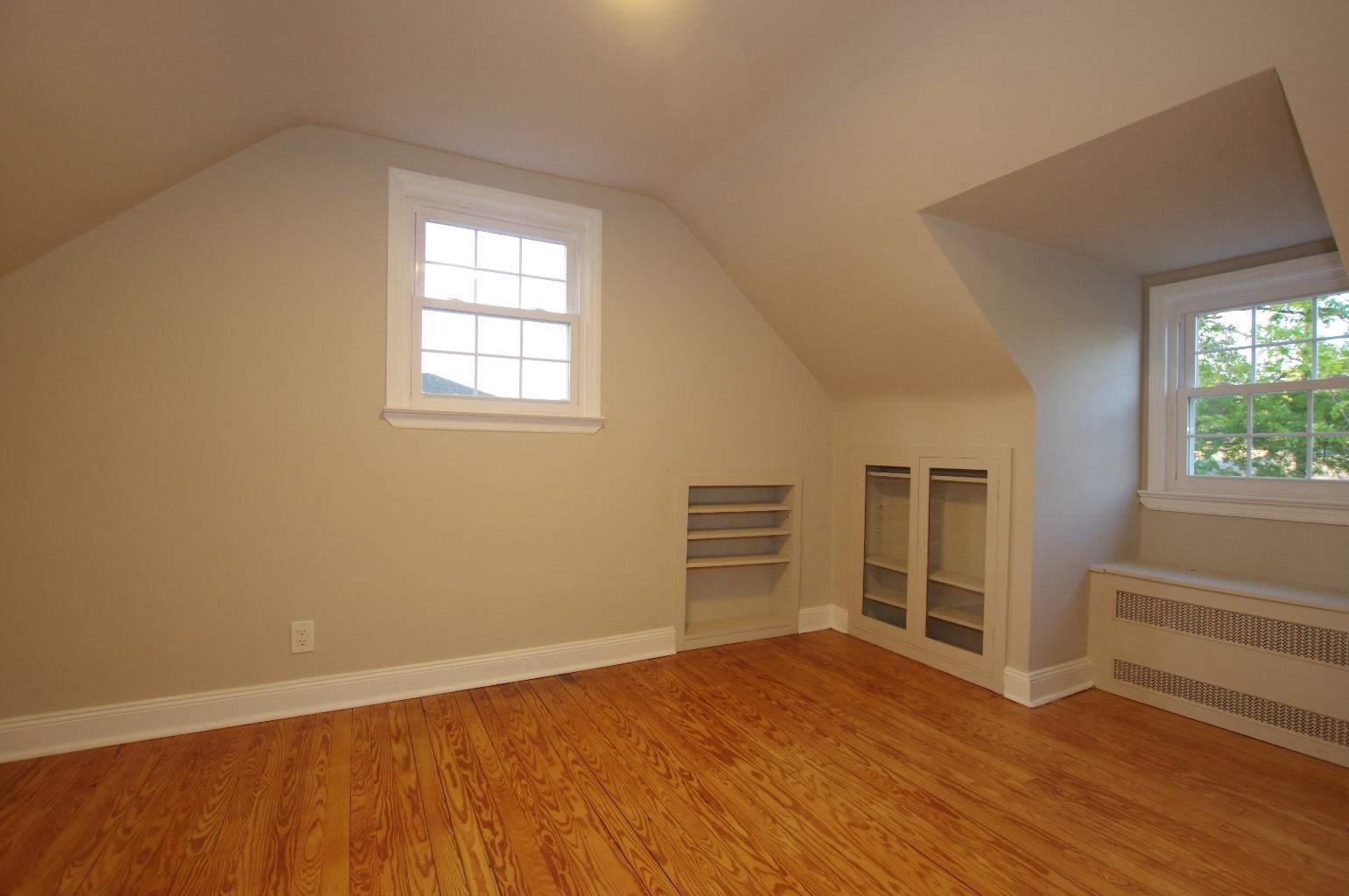 Single Family Hawthorne  Nassau County, NY 11553, MLS-854864-16