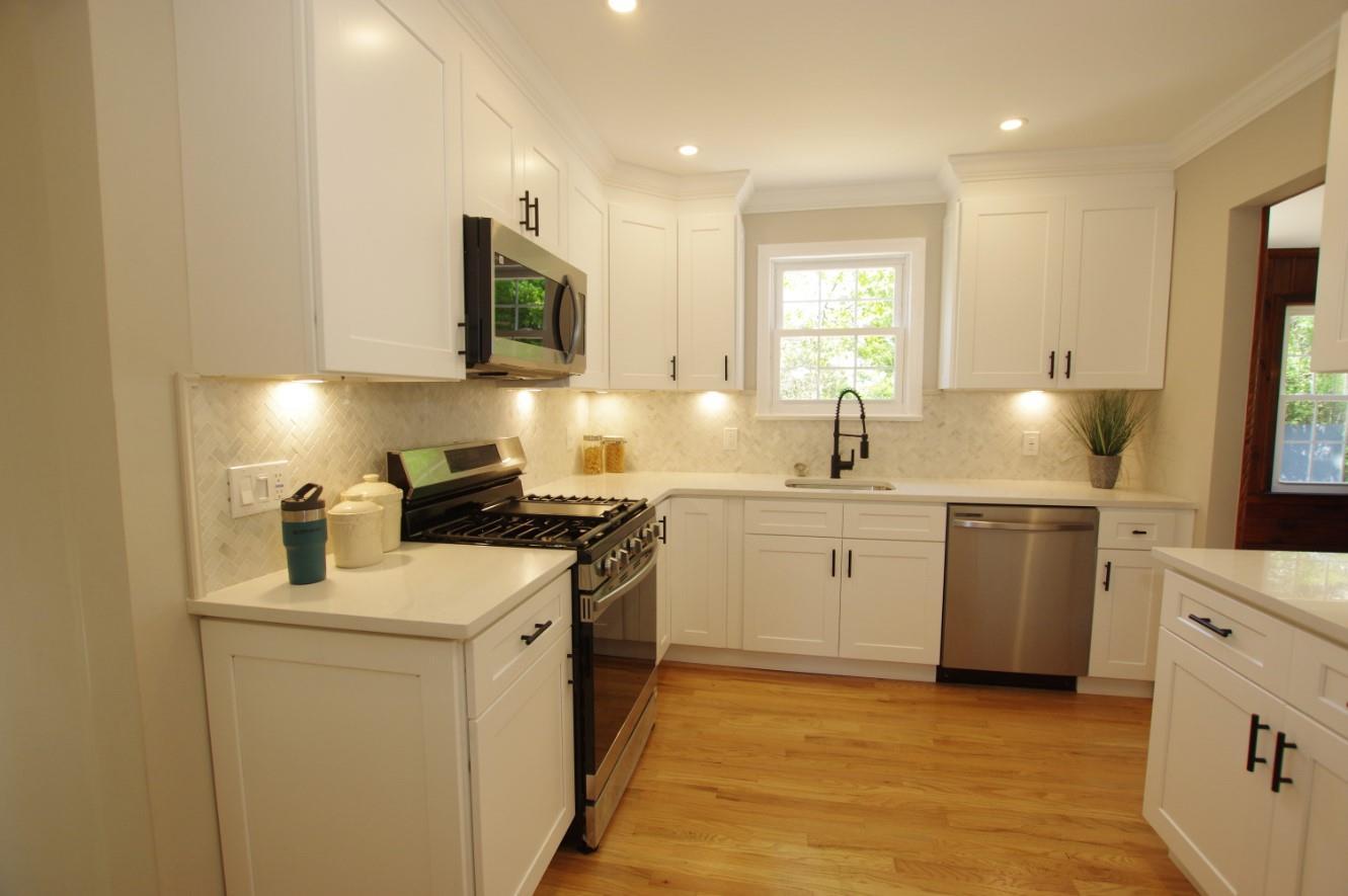Single Family Hawthorne  Nassau County, NY 11553, MLS-854864-9