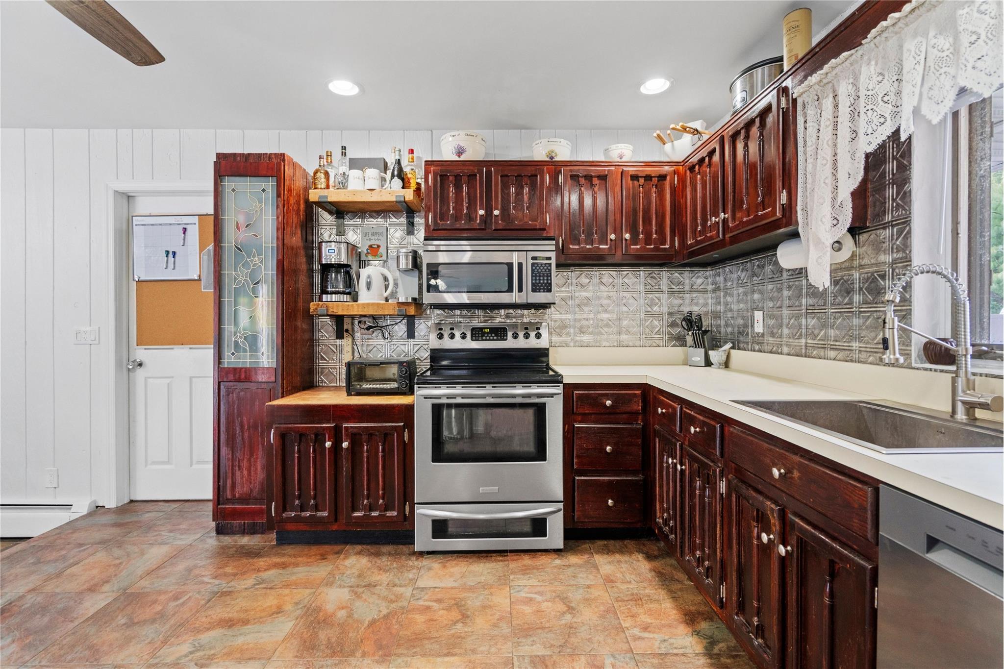 Single Family Antrim  Suffolk County, NY 11738, MLS-854868-11