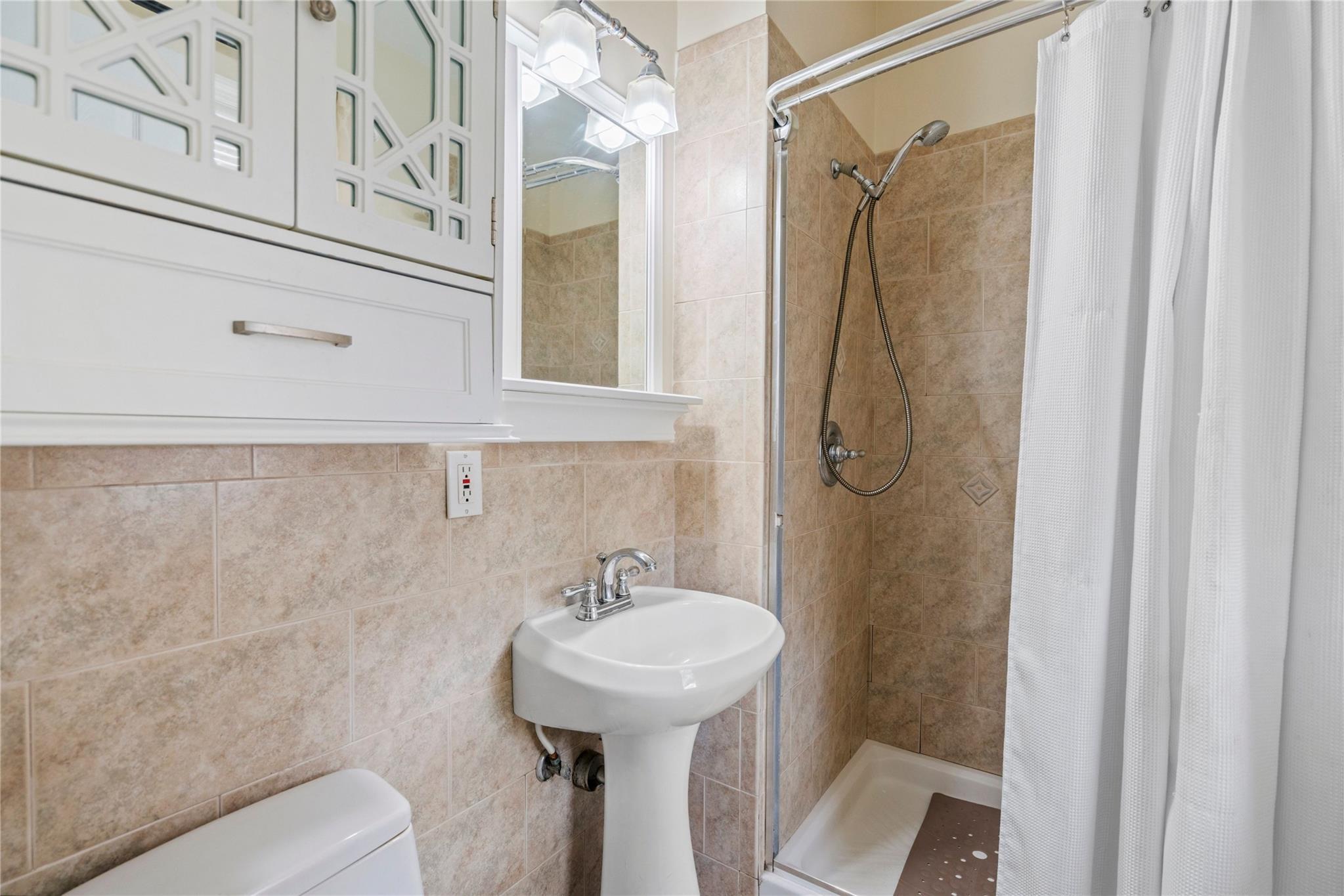 Single Family Antrim  Suffolk County, NY 11738, MLS-854868-21