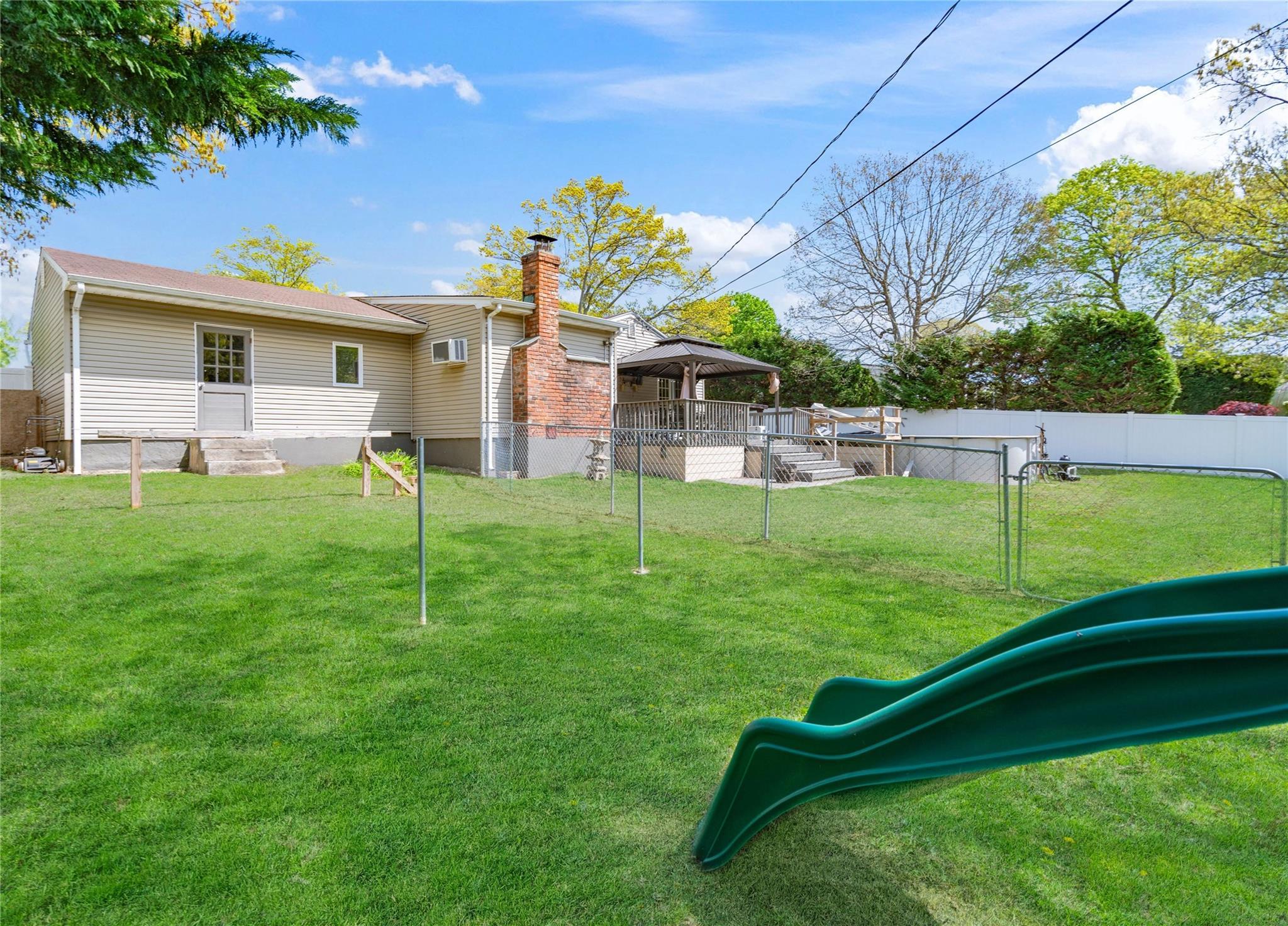 Single Family Antrim  Suffolk County, NY 11738, MLS-854868-33