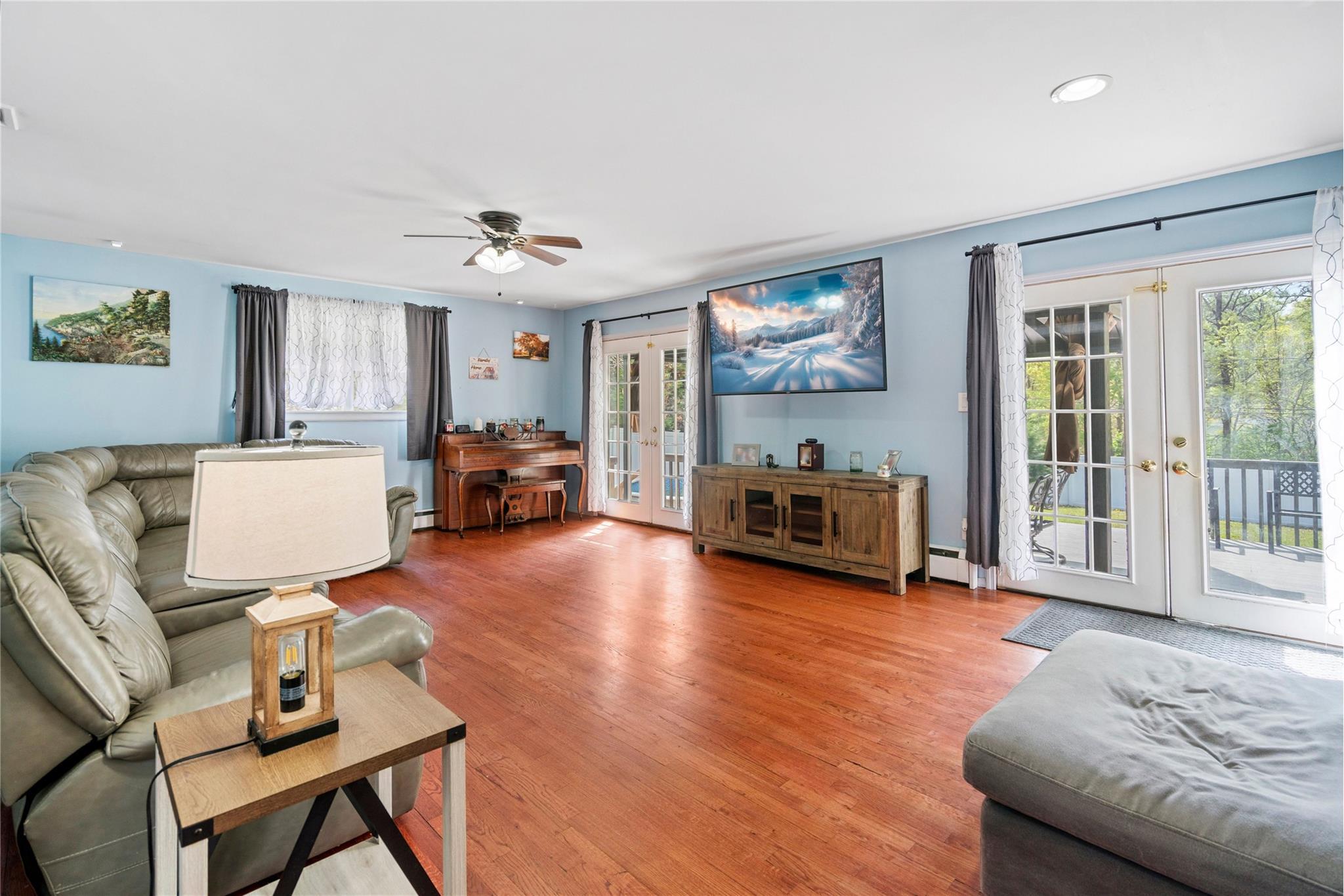 Single Family Antrim  Suffolk County, NY 11738, MLS-854868-5