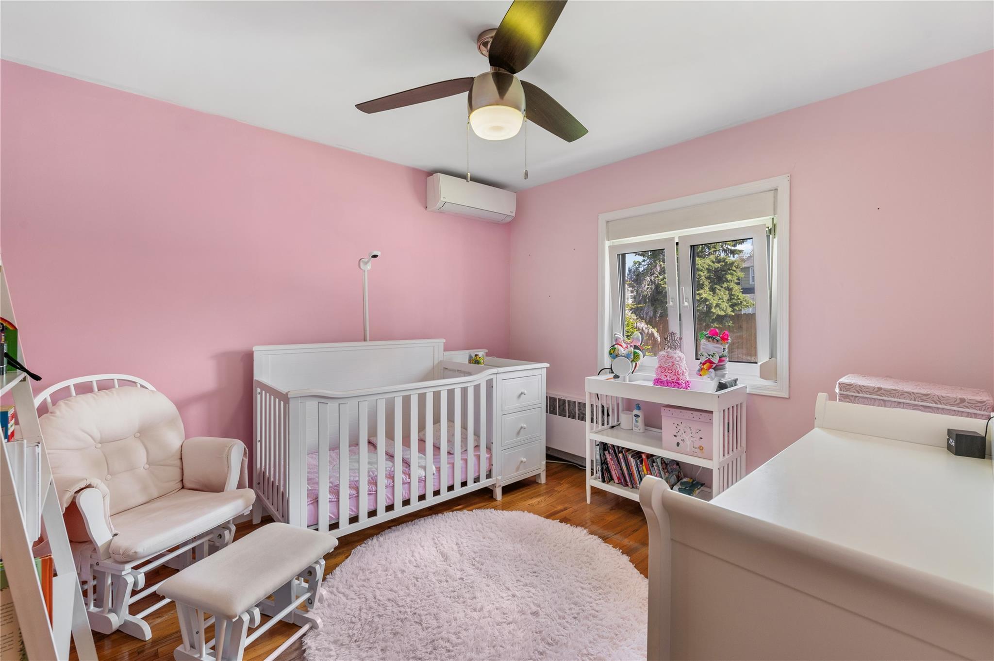 Single Family Lawrence  Nassau County, NY 11735, MLS-854879-10