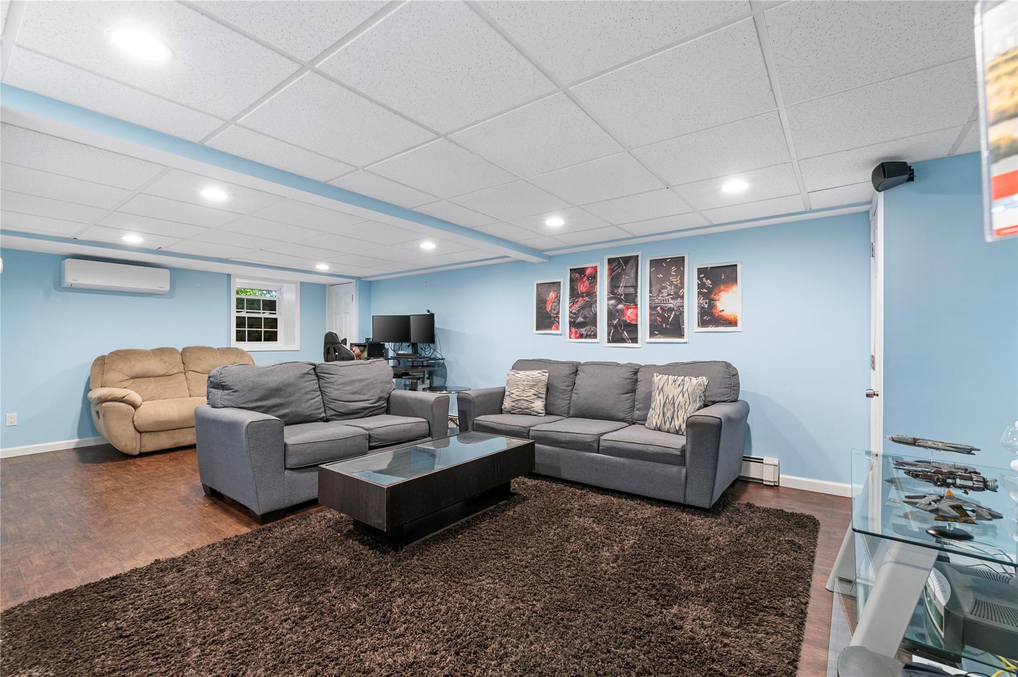 Single Family Lawrence  Nassau County, NY 11735, MLS-854879-17