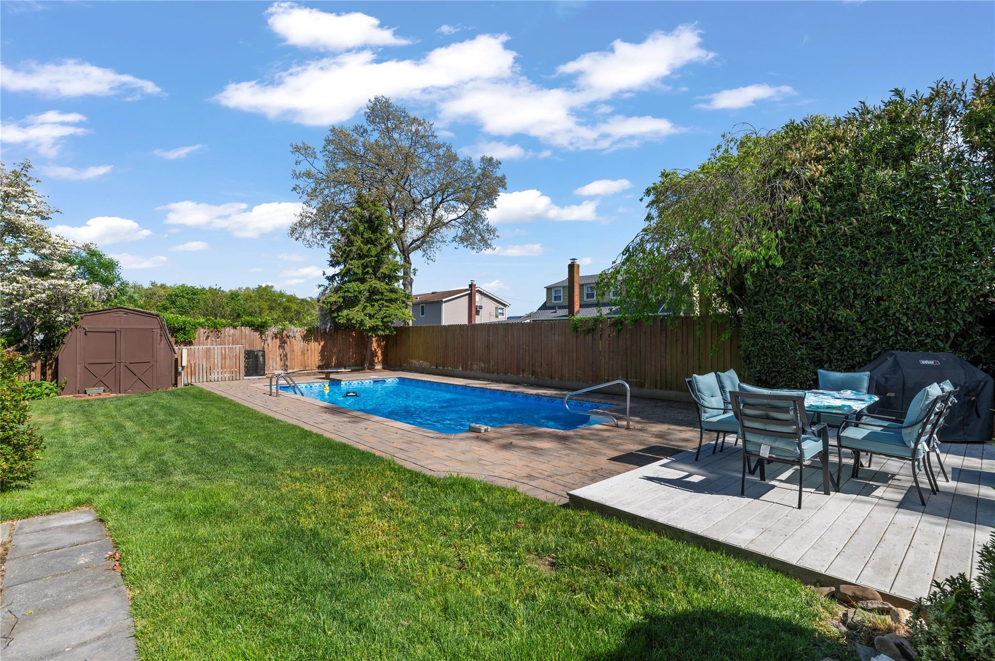 Single Family Lawrence  Nassau County, NY 11735, MLS-854879-19
