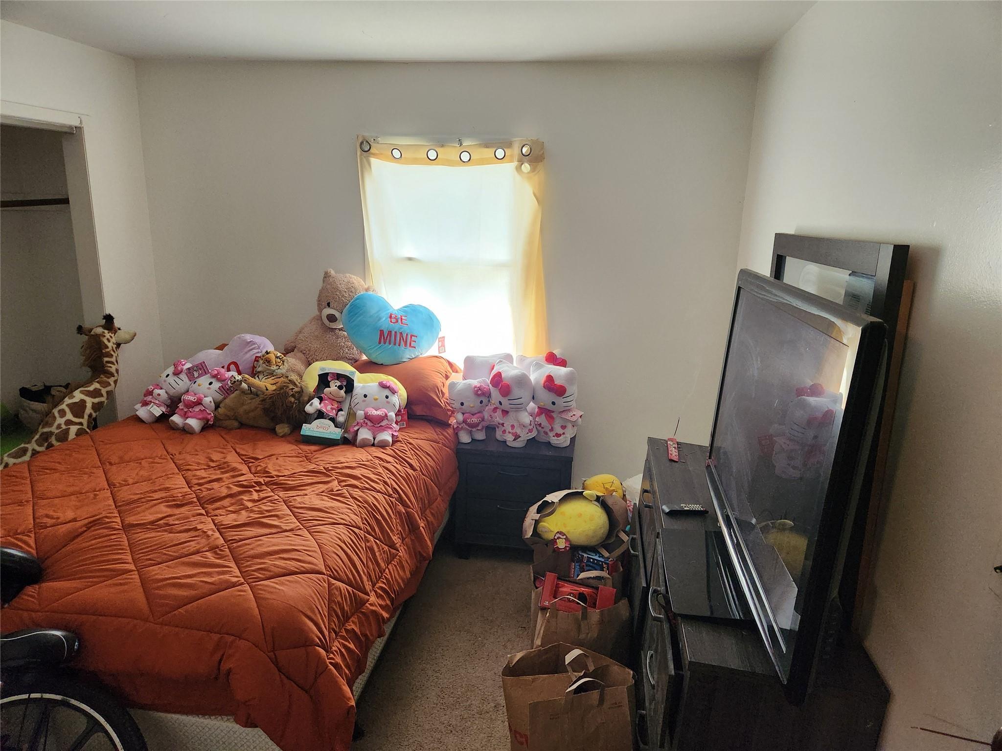 Single Family Mulford  Nassau County, NY 11550, MLS-854881-17