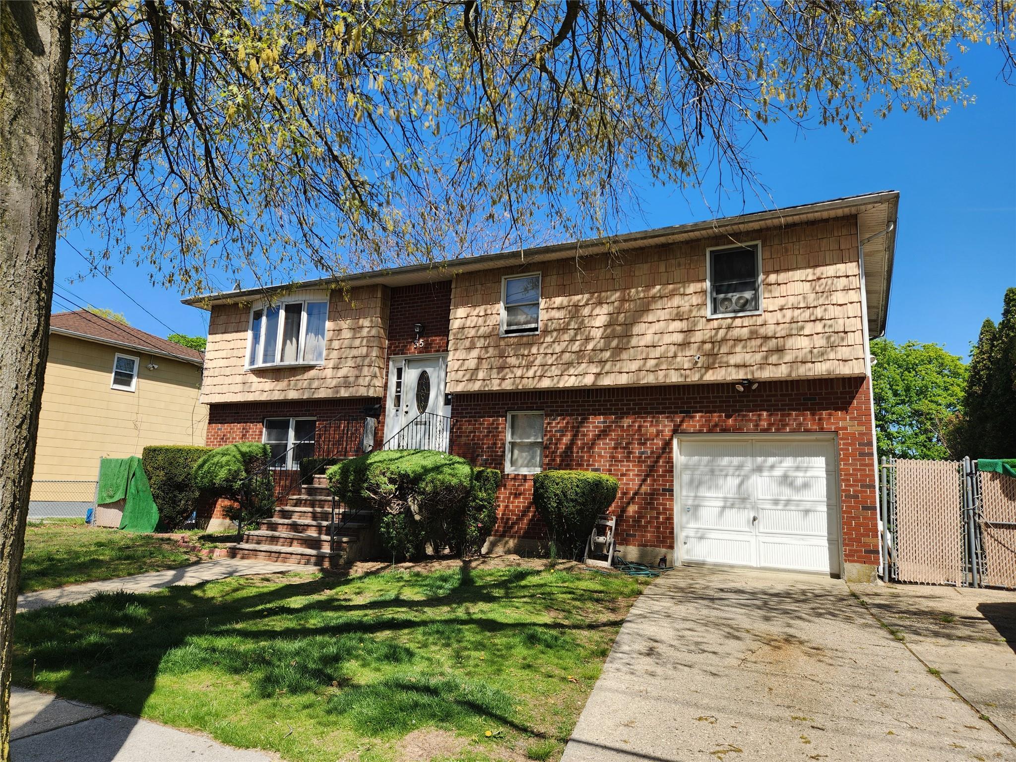 Single Family Mulford  Nassau County, NY 11550, MLS-854881-2