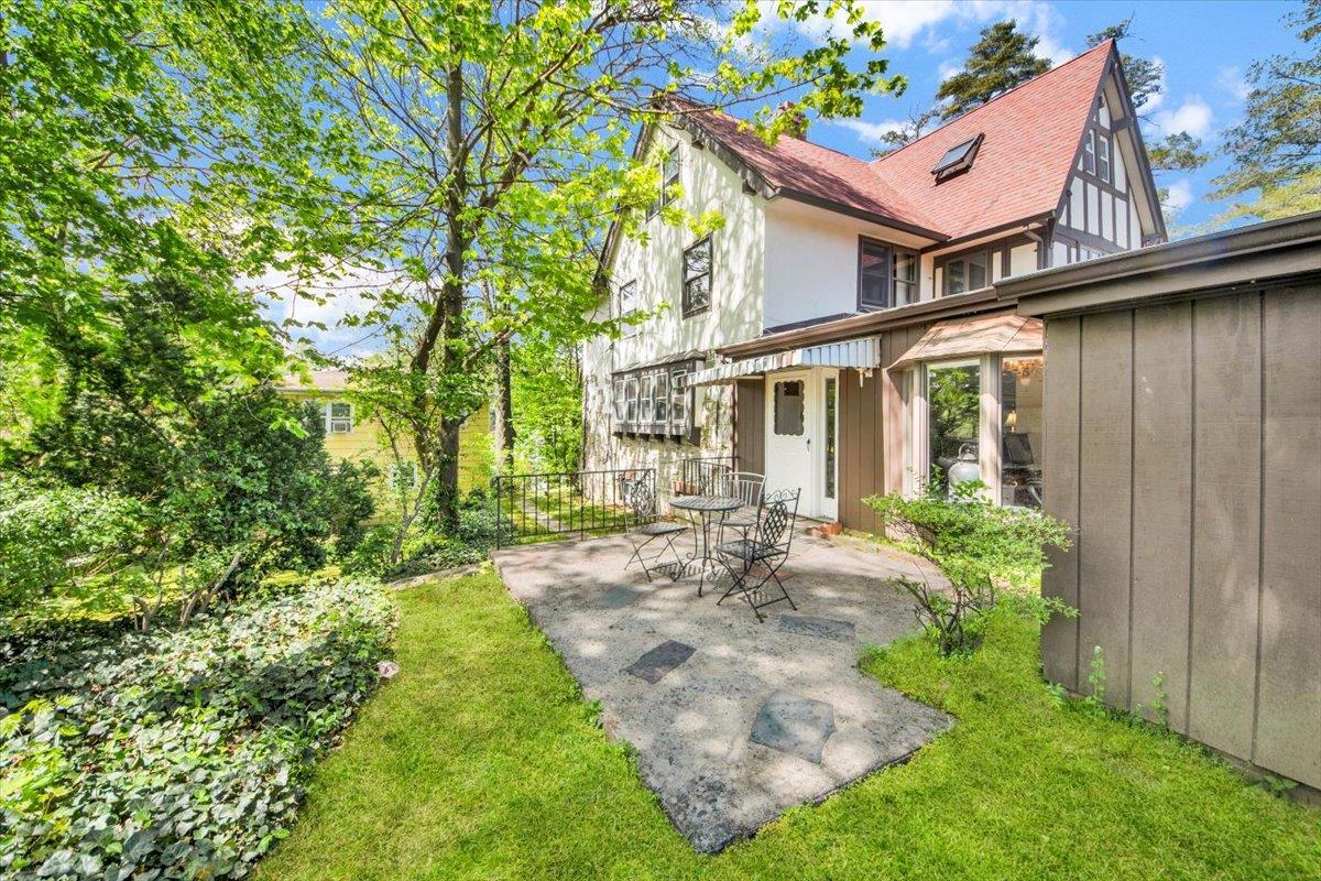 Single Family Westchester  Westchester County, NY 10707, MLS-854897-28